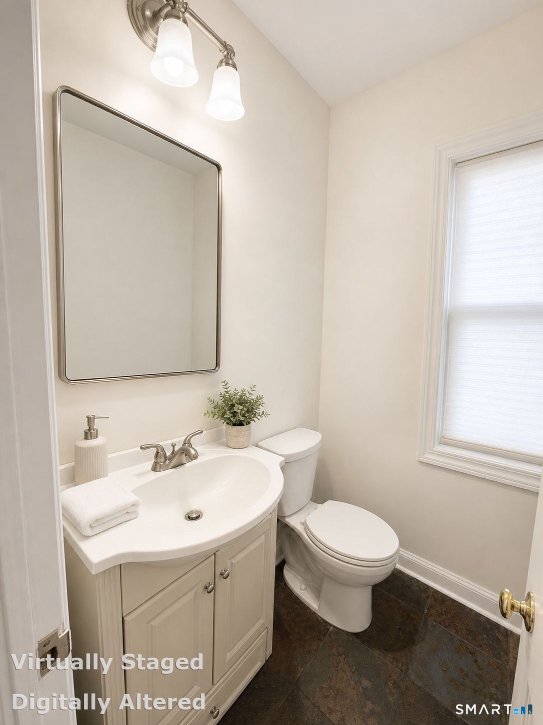 100 Irvington Avenue Property Photo 13