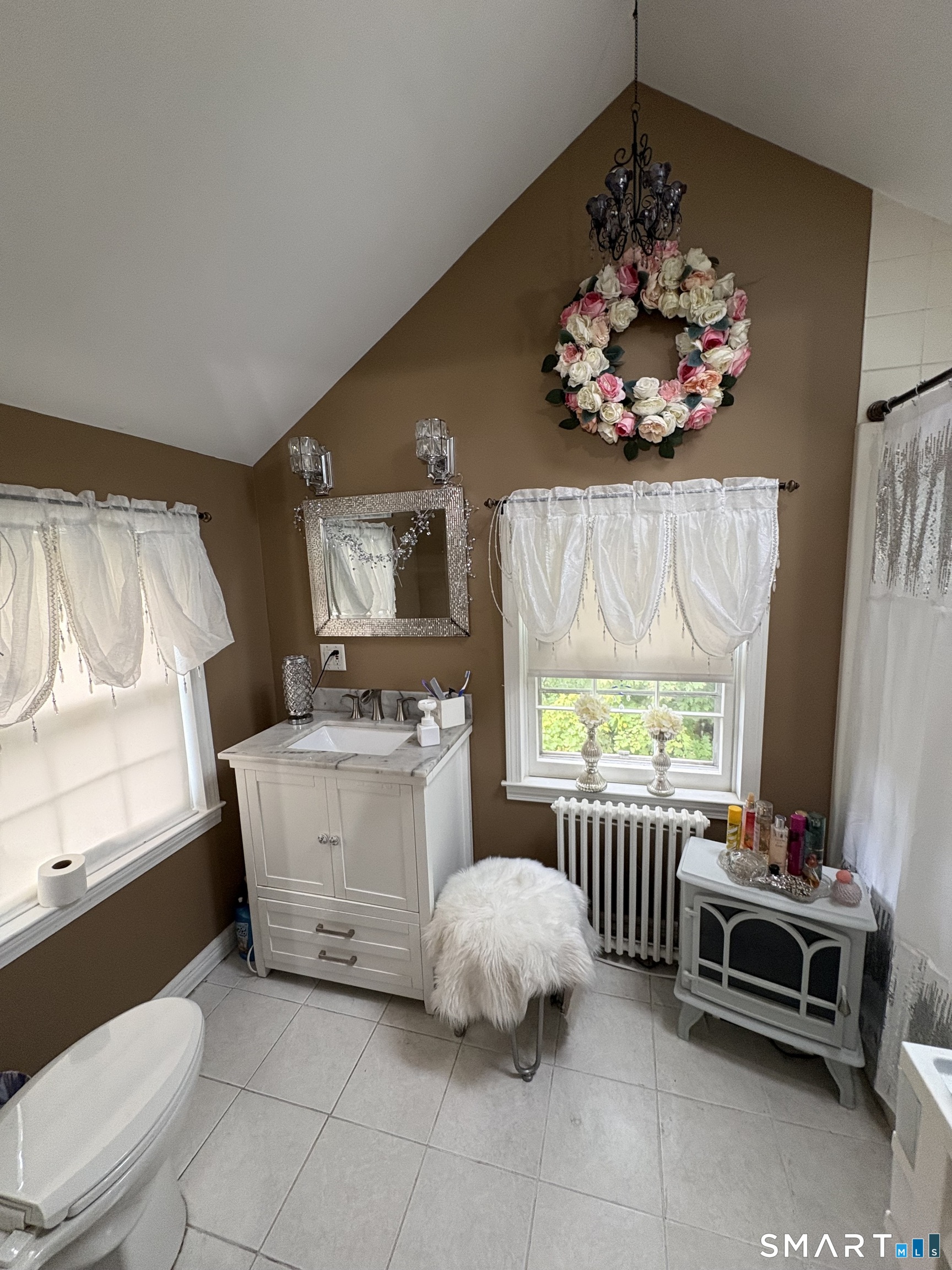 100 Irvington Avenue Property Photo 34