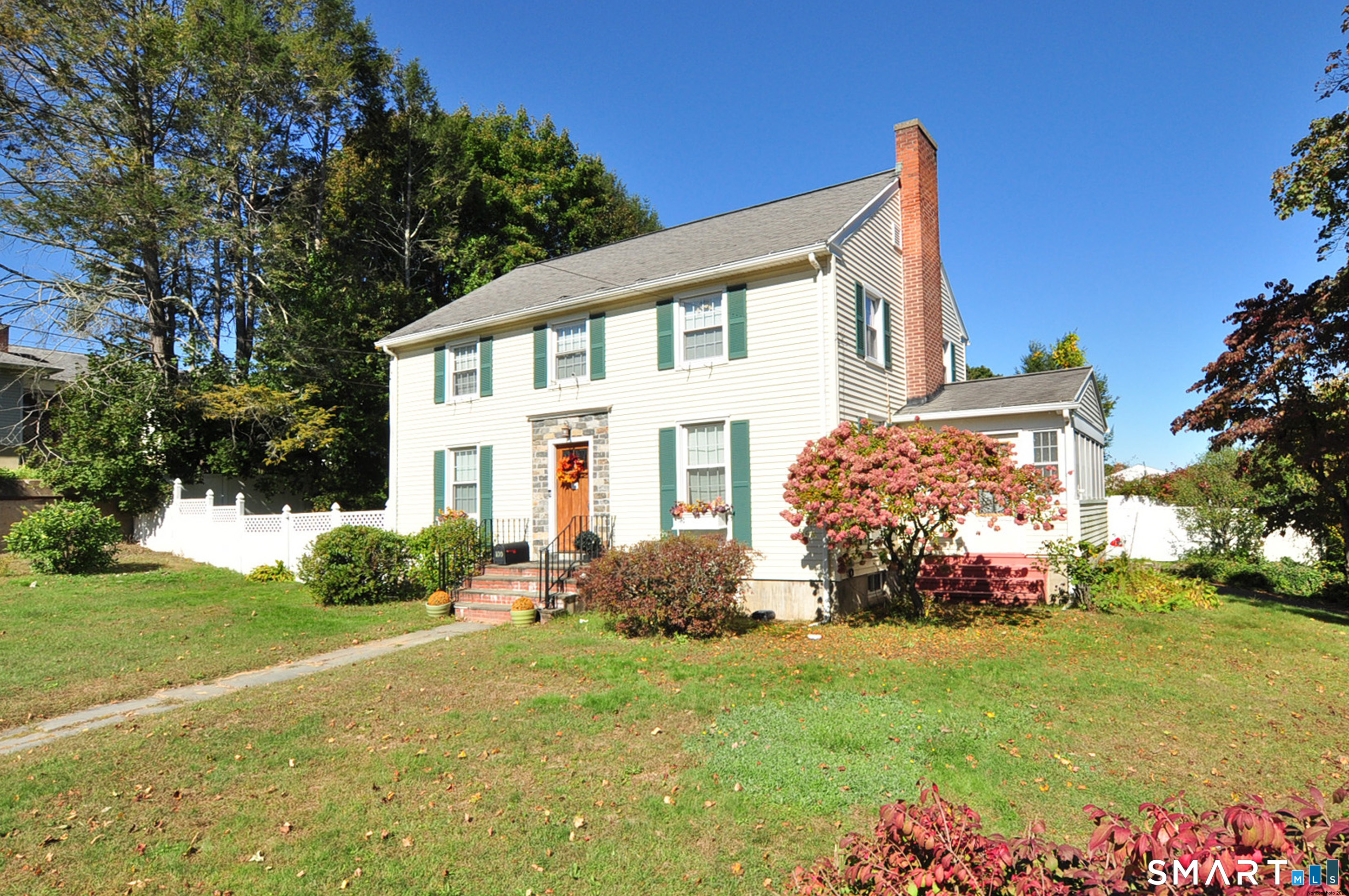100 Irvington Avenue Property Photo 38