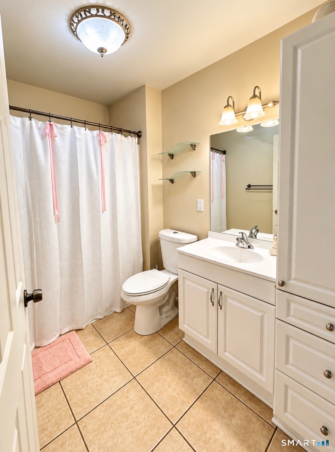 400 Broadway Property Photo 5