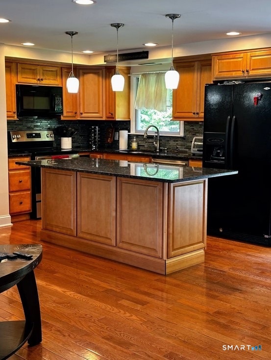 400 Broadway Property Photo 15