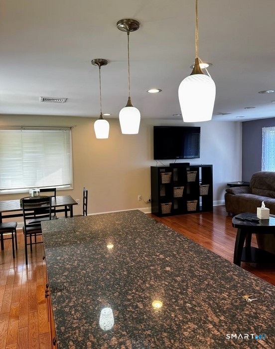 400 Broadway Property Photo 16