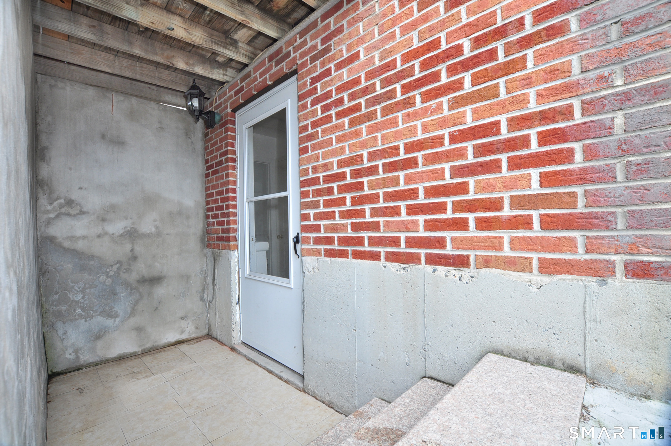 1681 Litchfield 1 Turnpike Property Photo 4