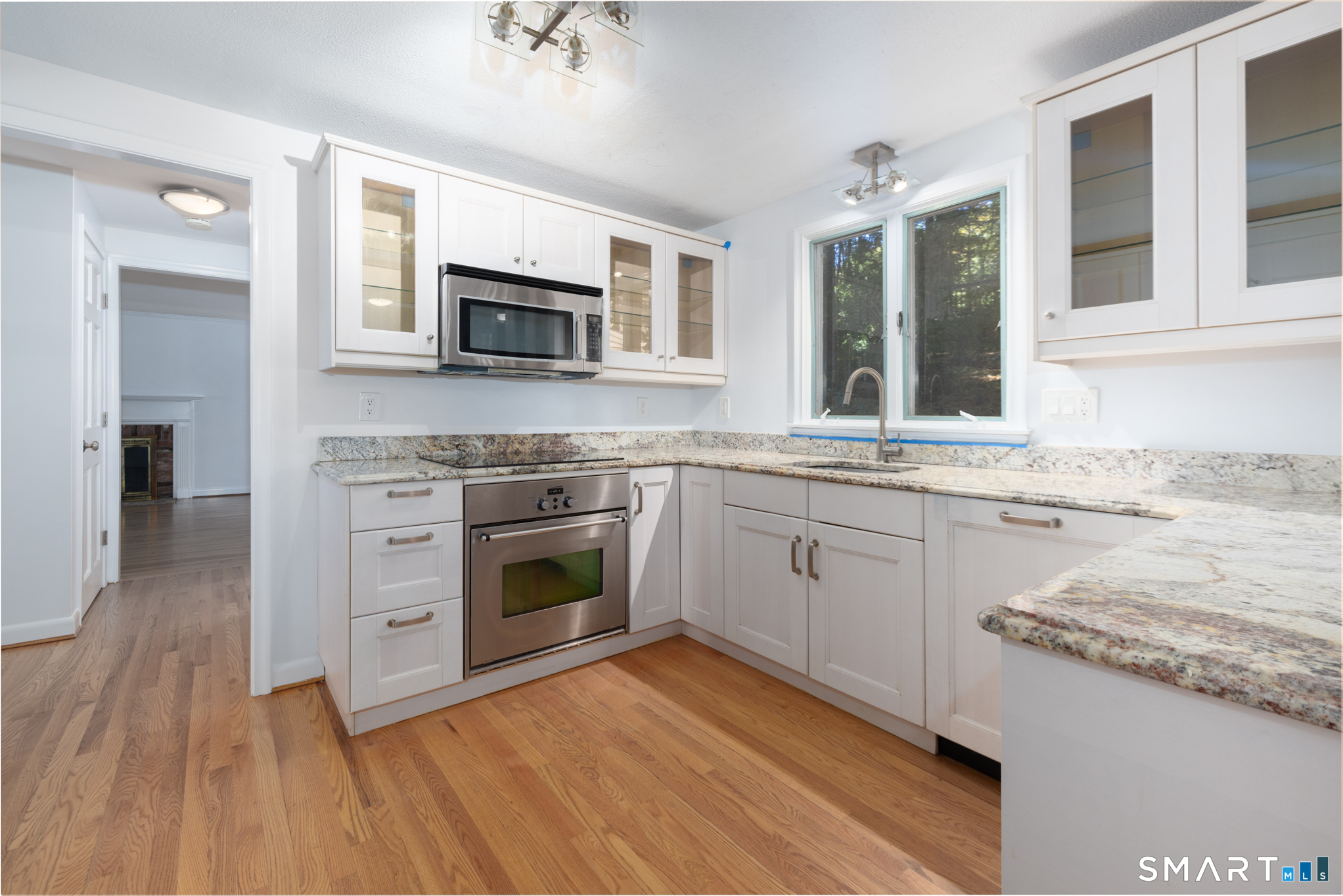 21 Saddle Ridge Drive Property Photo 4