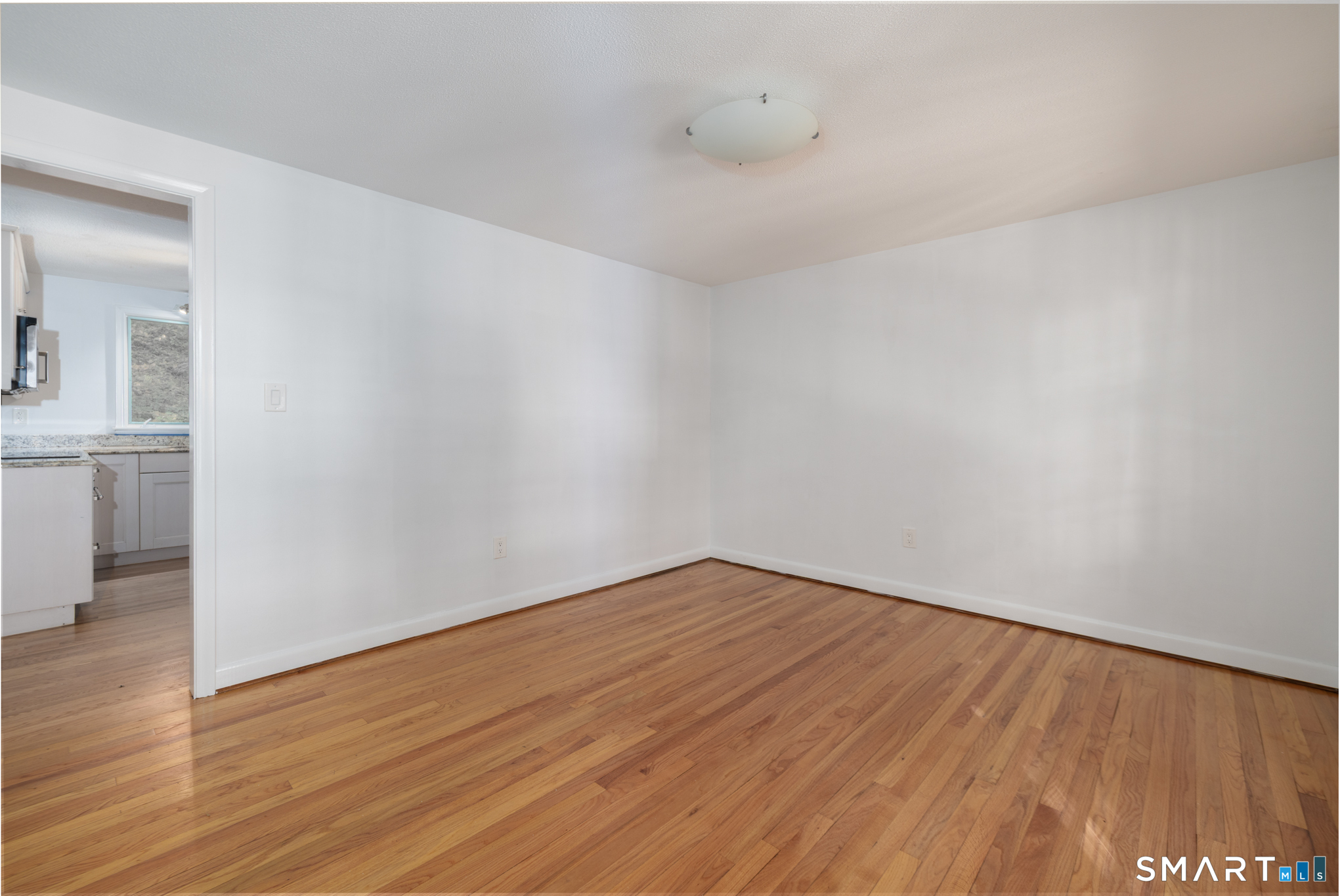 21 Saddle Ridge Drive Property Photo 8
