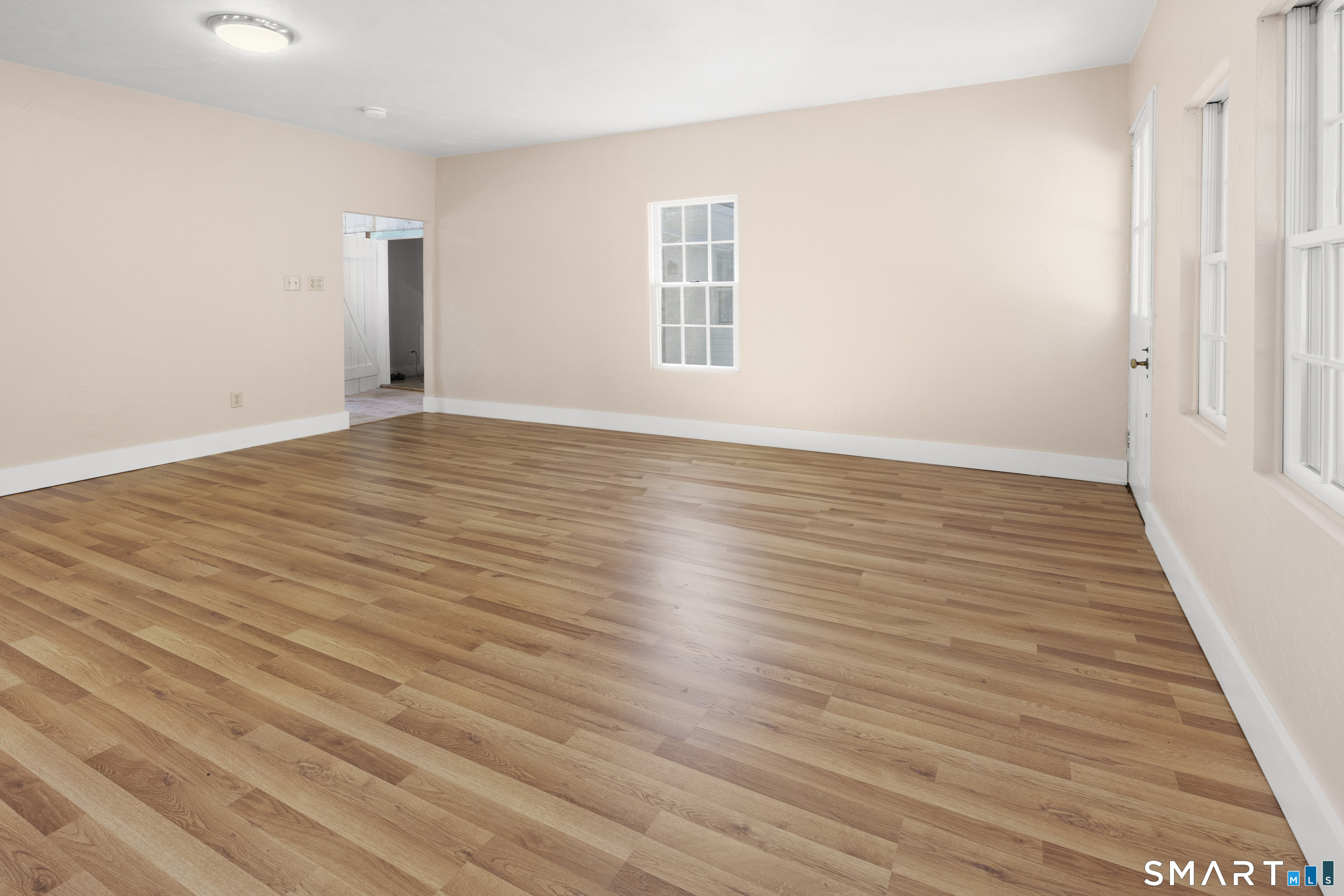 54 Westford Road Property Photo 10