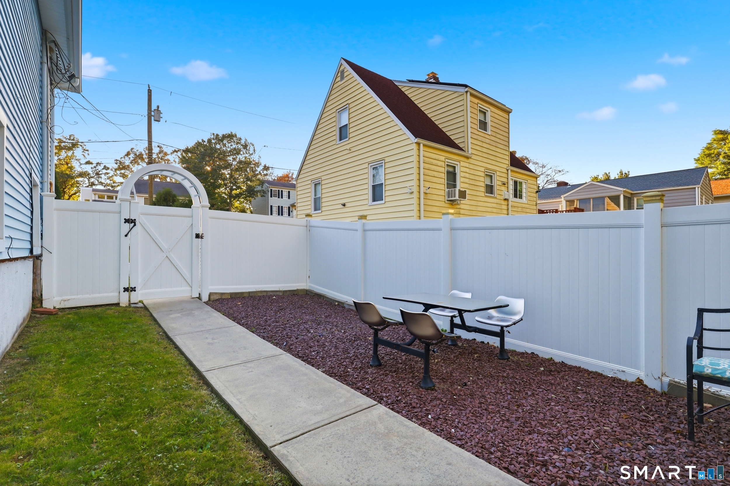 208 Sunrise Terrace Property Photo 19