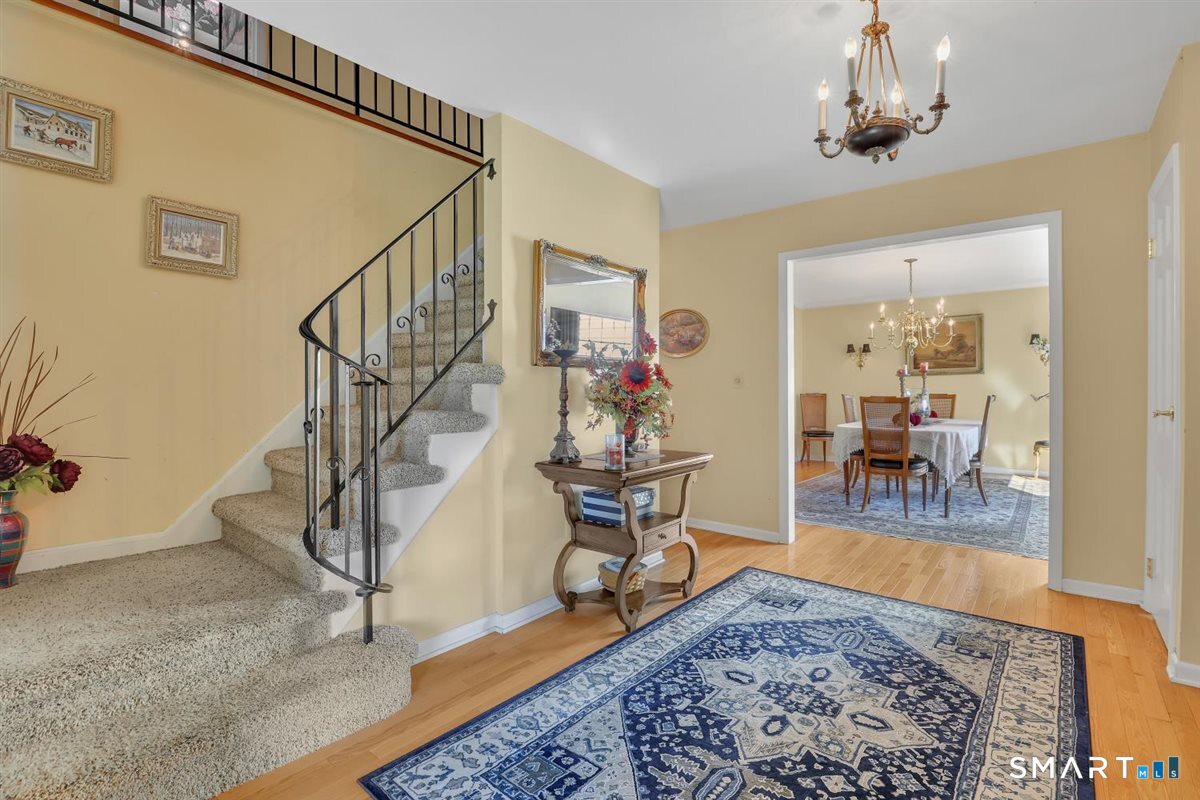 115 Southwind Road Property Photo 4