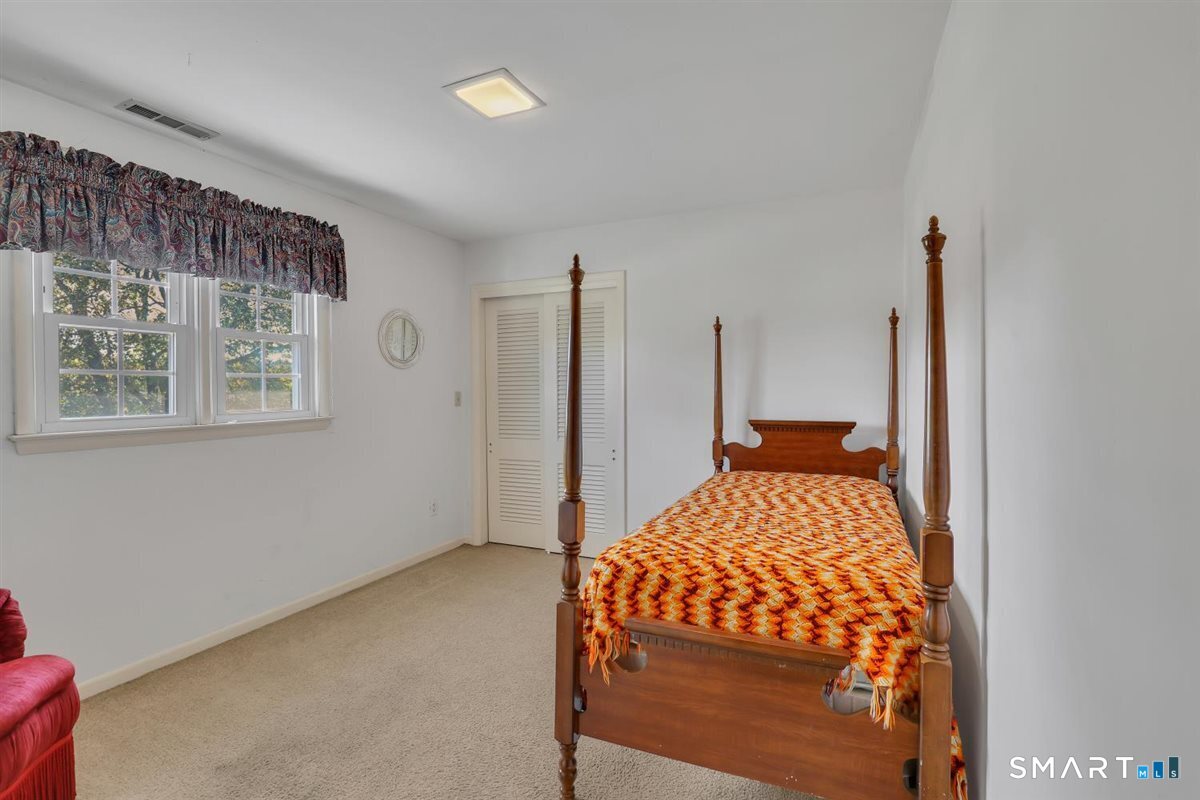 115 Southwind Road Property Photo 30