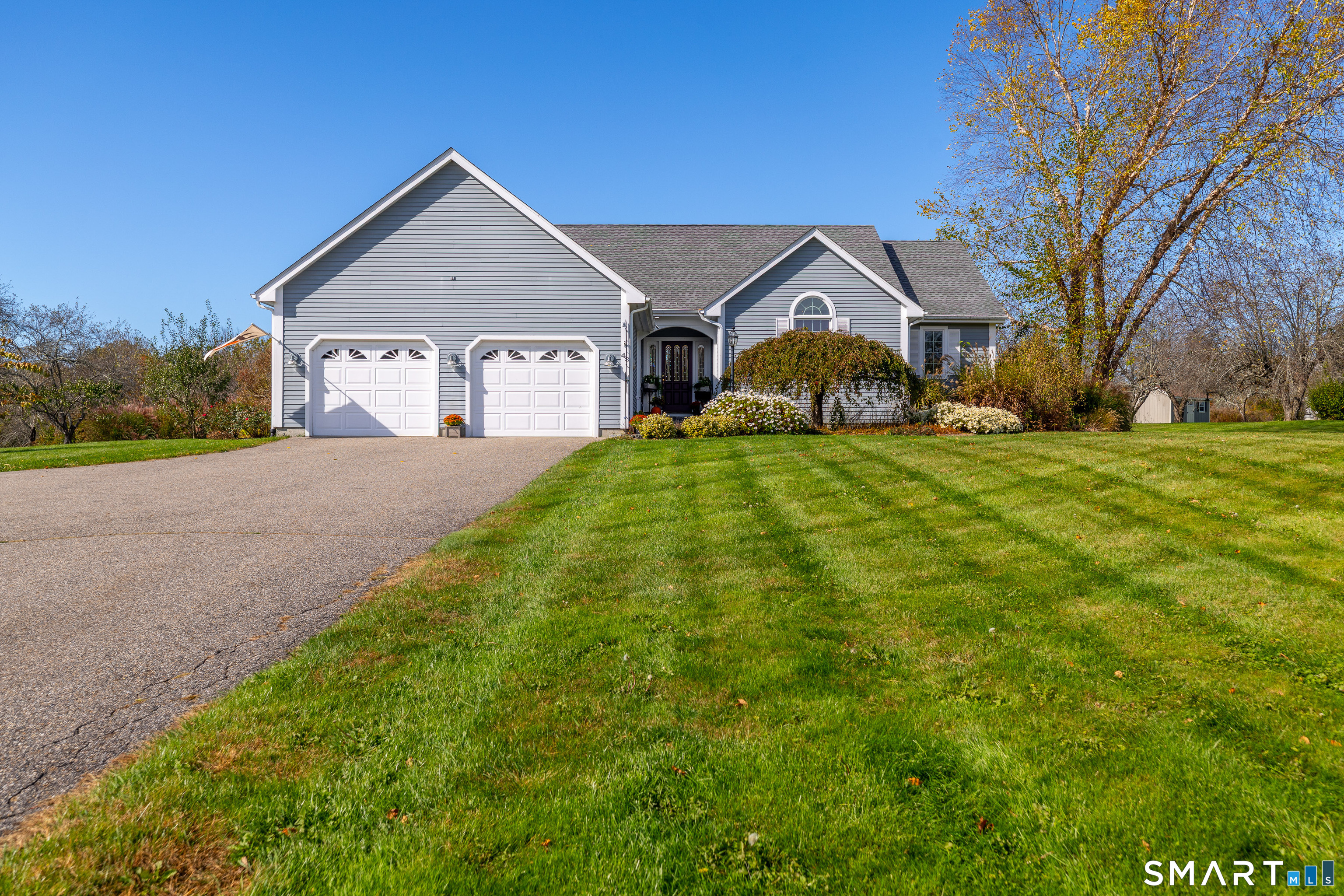 48 Blossom Drive Property Photo 1