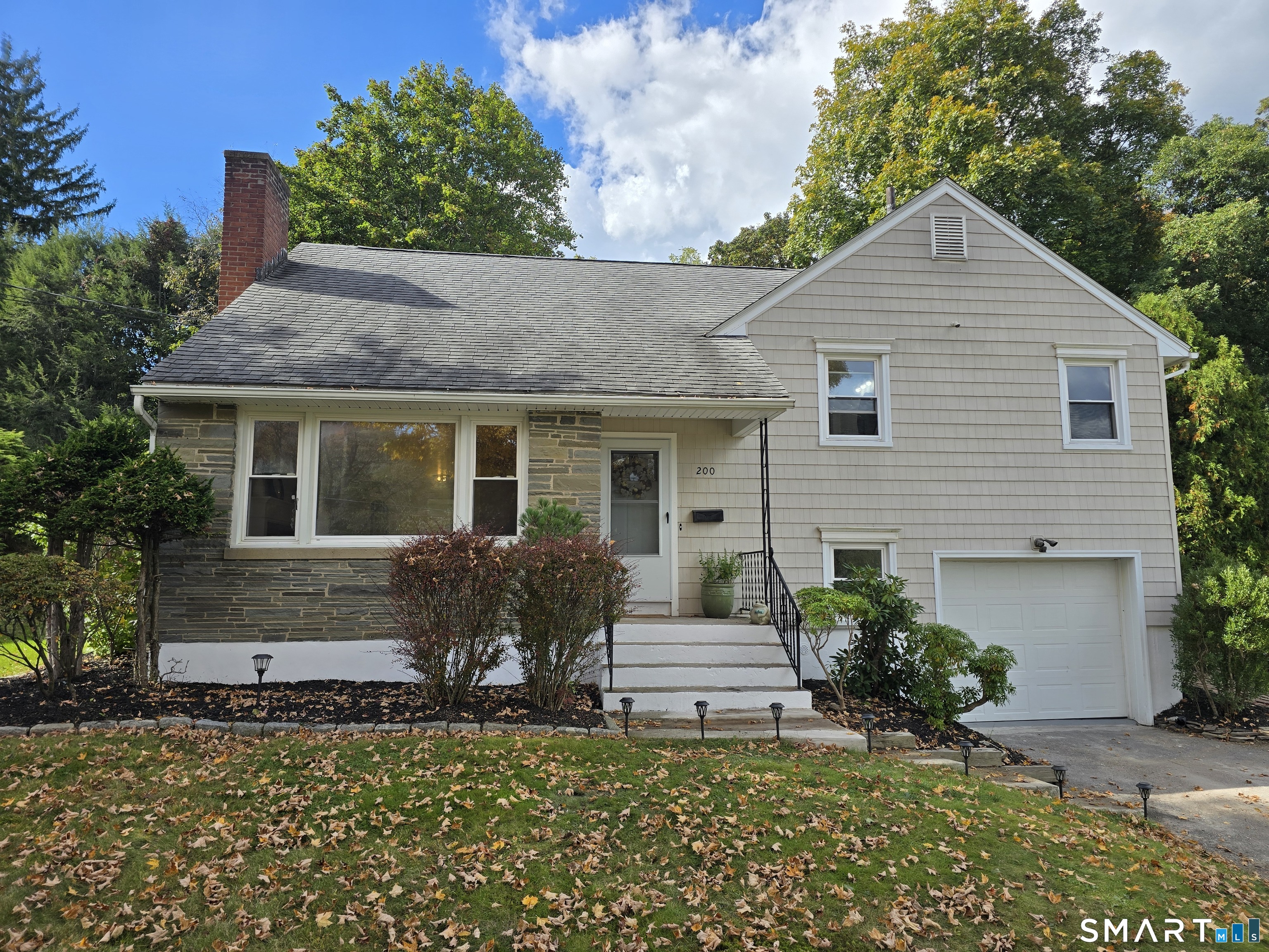 200 Forest Ridge Road Property Photo 1