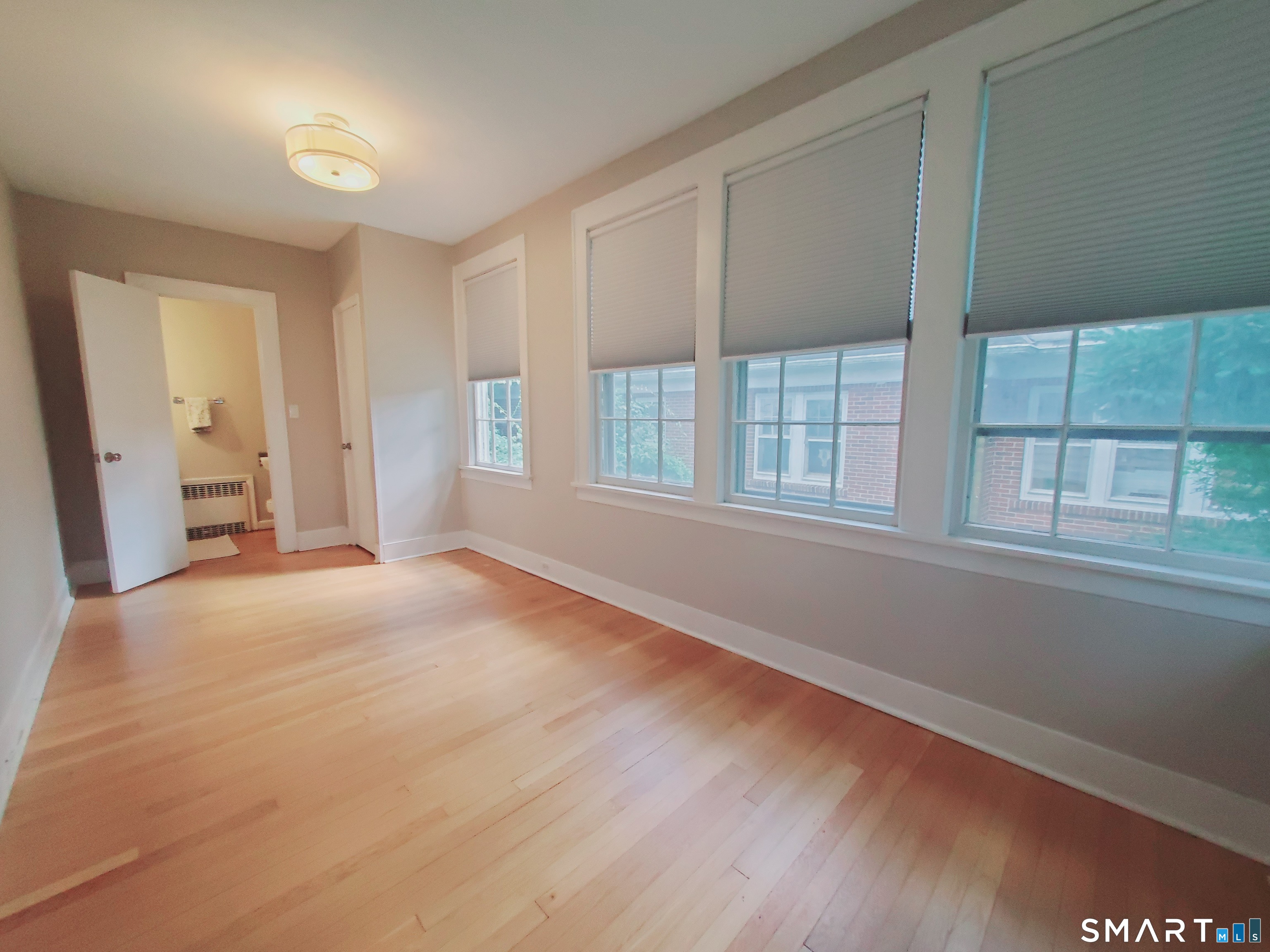 181 Strawberry Hill 1 Avenue Property Photo 11