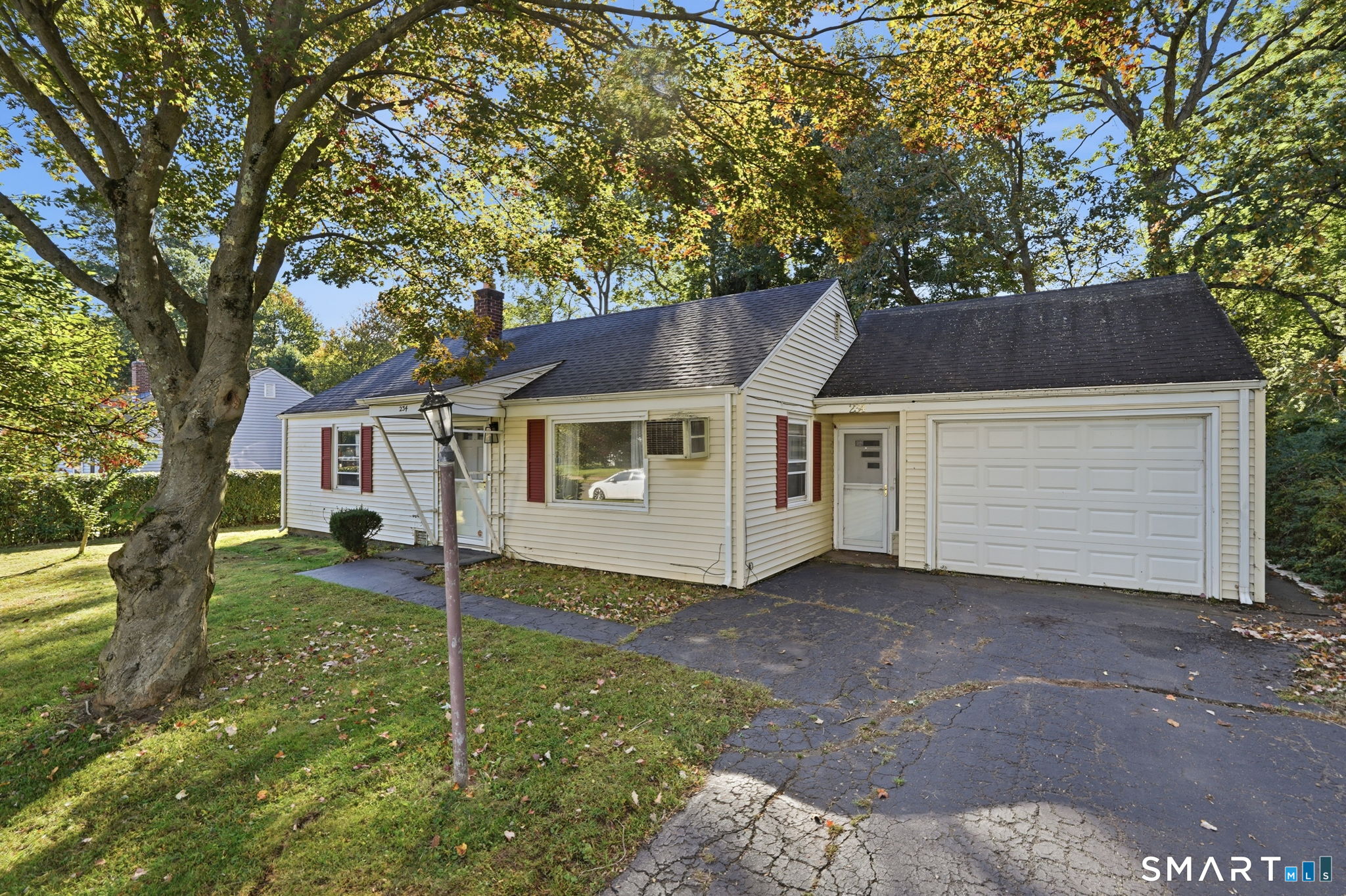 234 Woodycrest Drive Property Photo 1