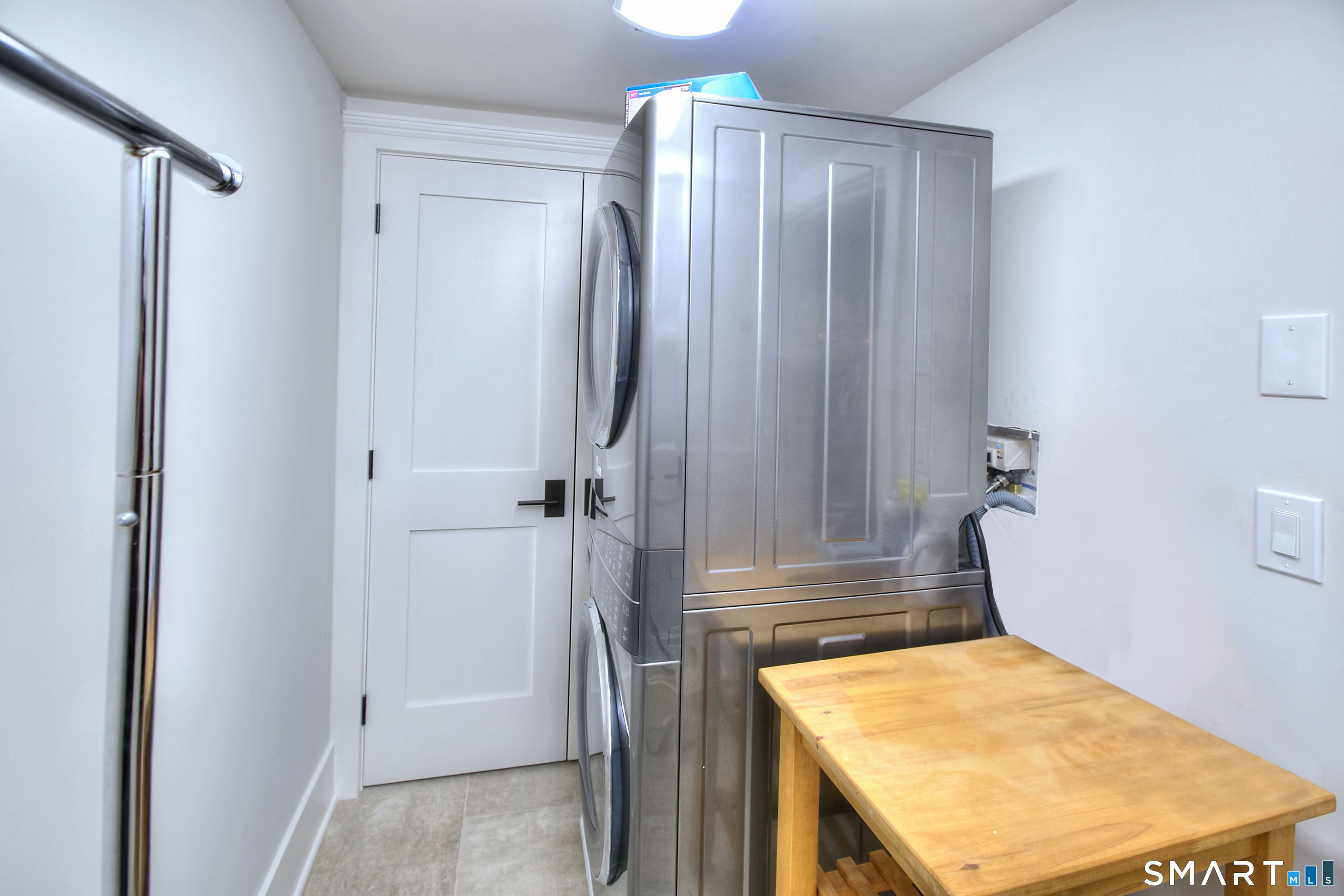 1180 Oldfield Road Property Photo 14
