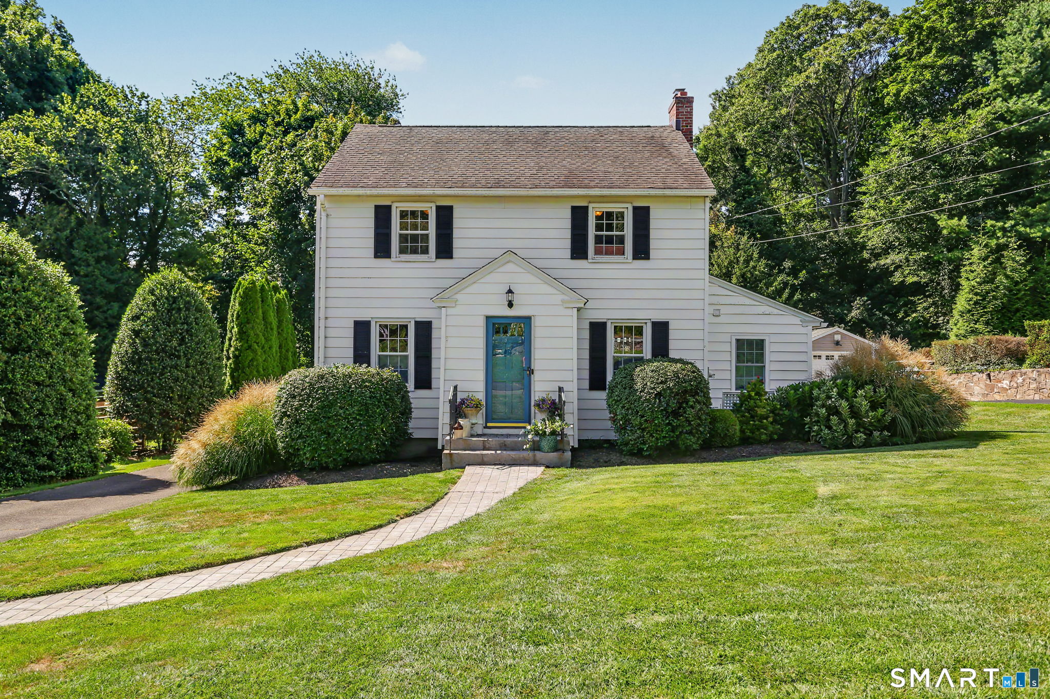 35 Beardsley Parkway Property Photo 1