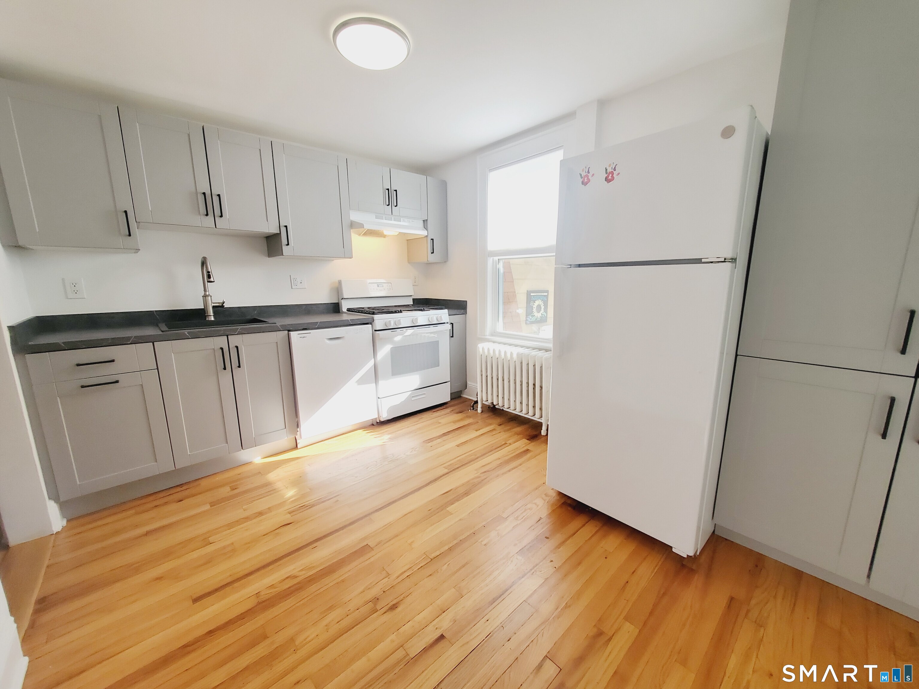 33 Holcomb 2l Avenue Property Photo 2