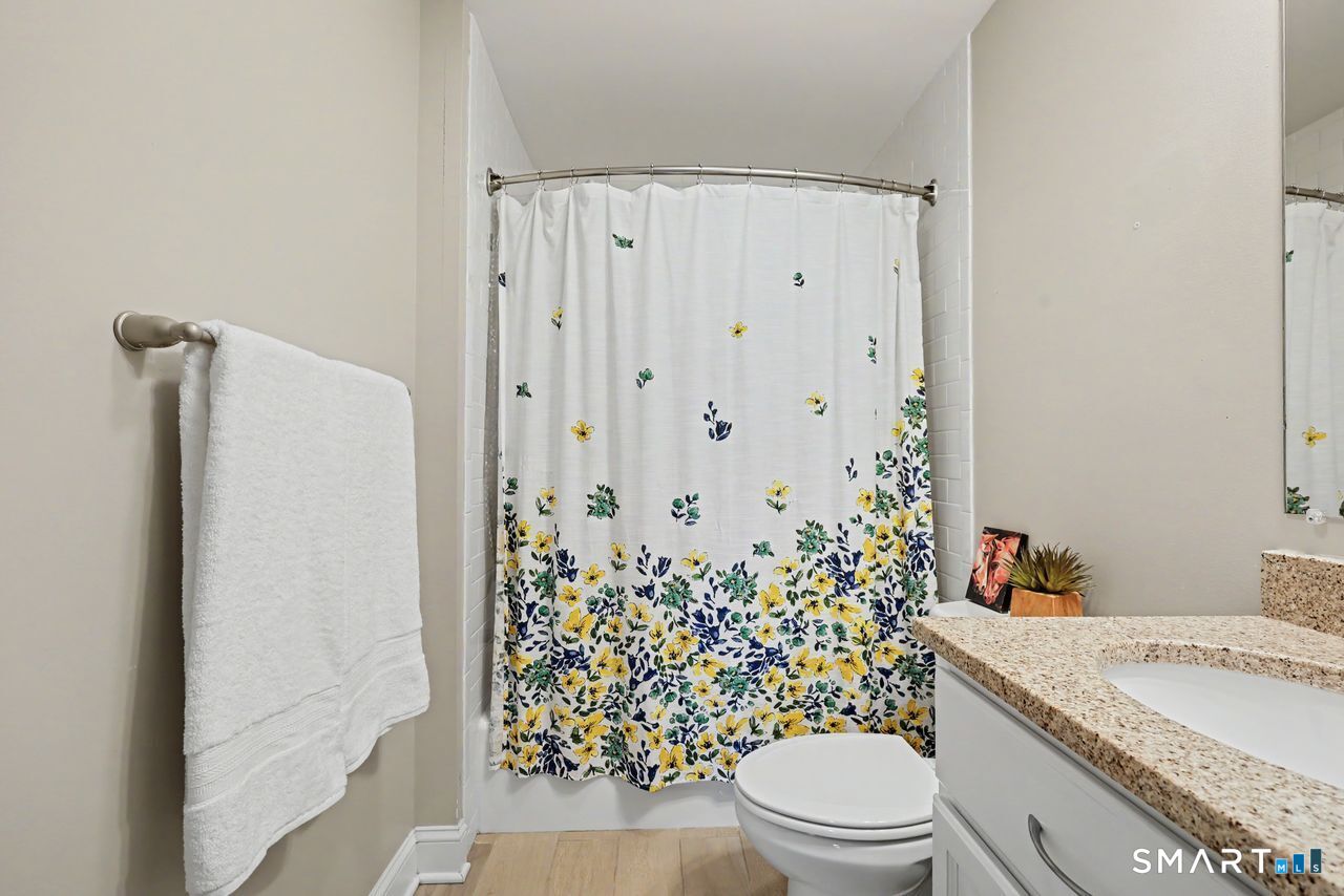 108 Seaside 16 Avenue Property Photo 28