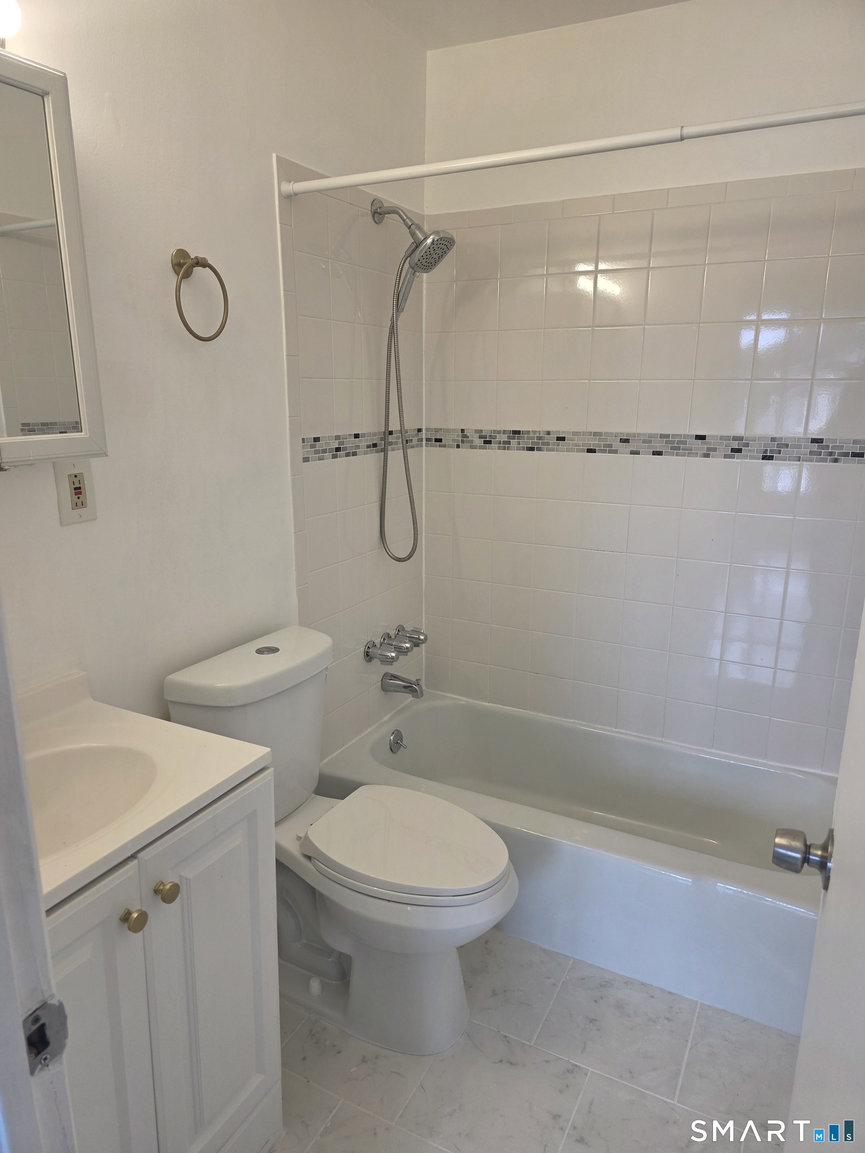 345 Benham C7 Avenue Property Photo 8