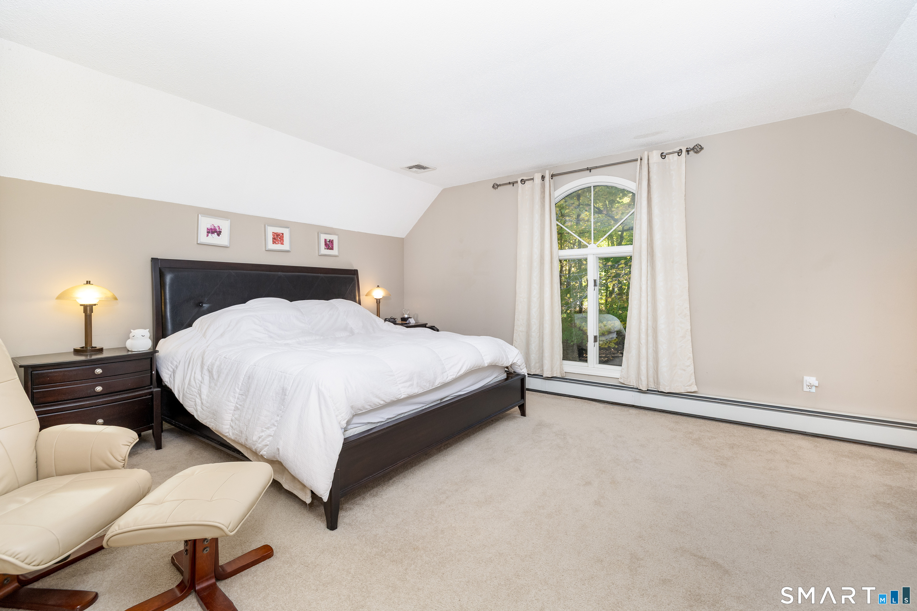 30 Green Woods Lane Property Photo 12