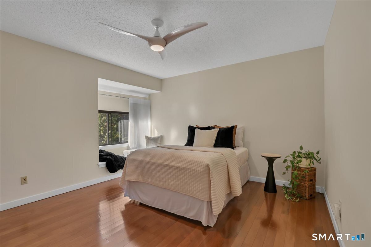 433 Heritage B Village Property Photo 15
