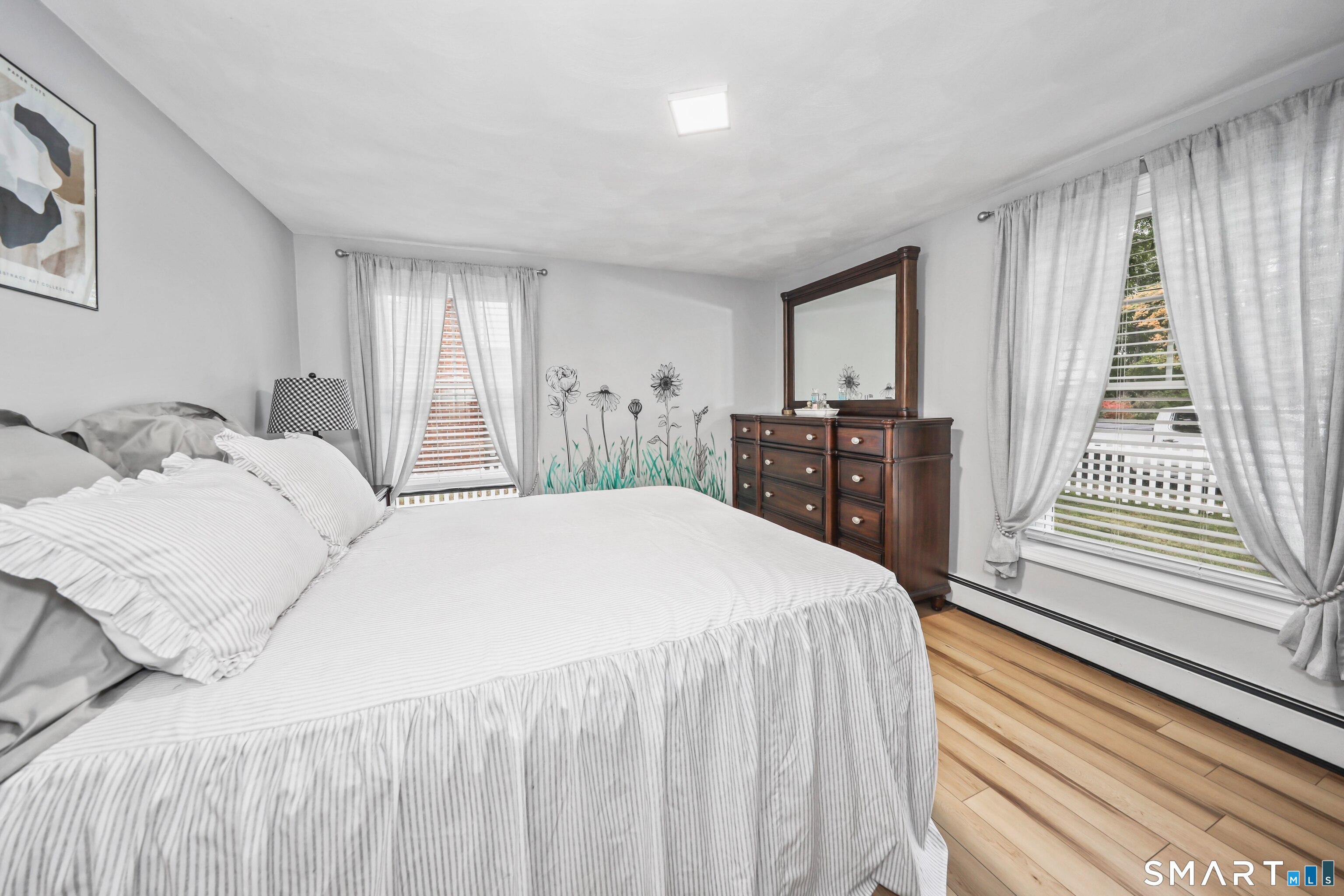 53 Woodland Street Property Photo 21