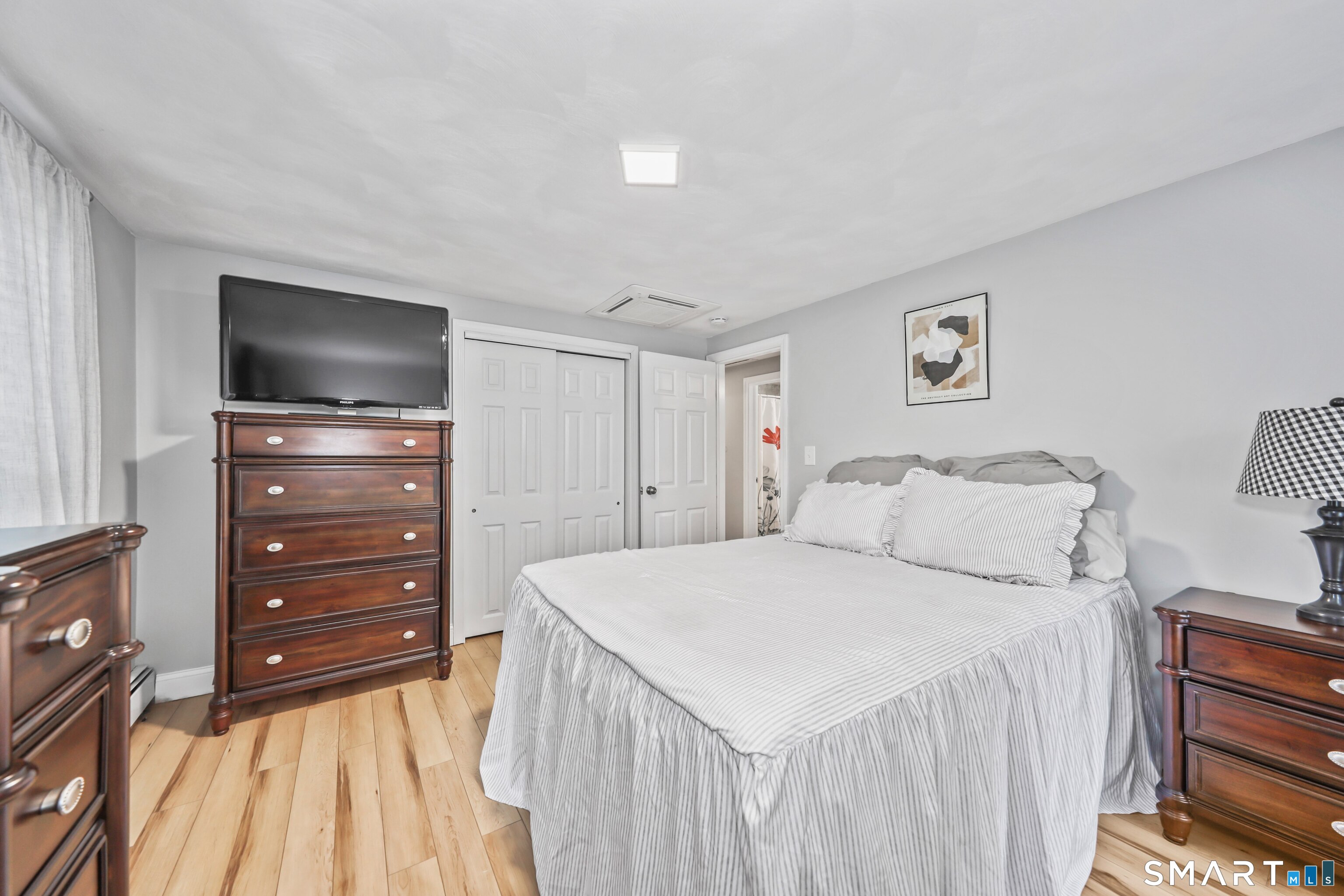 53 Woodland Street Property Photo 22