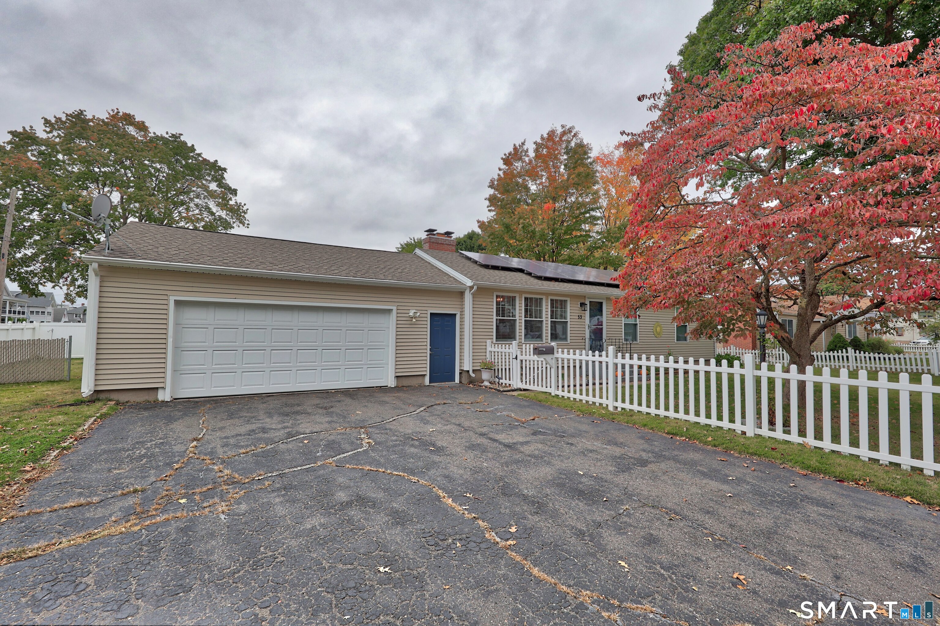 53 Woodland Street Property Photo 34