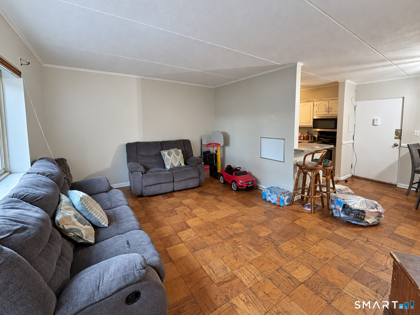 1700 Broadbridge A11 Avenue Property Photo 5