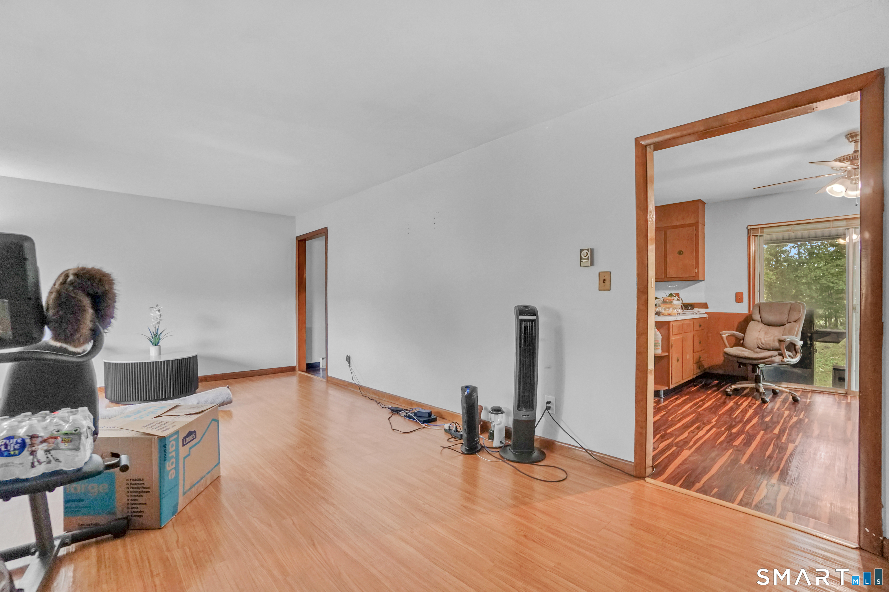 215 Hawkins Street Property Photo 12