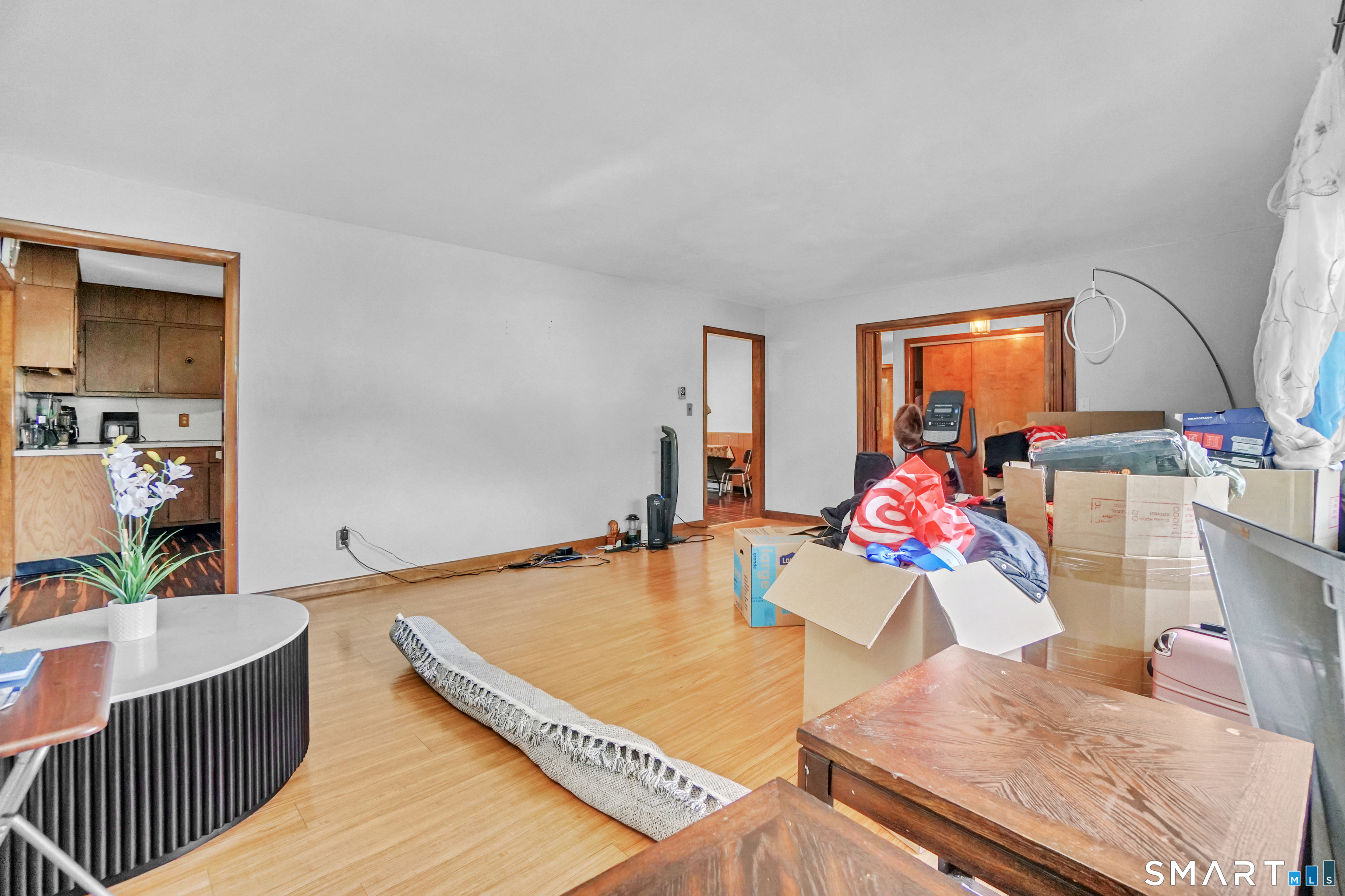 215 Hawkins Street Property Photo 17