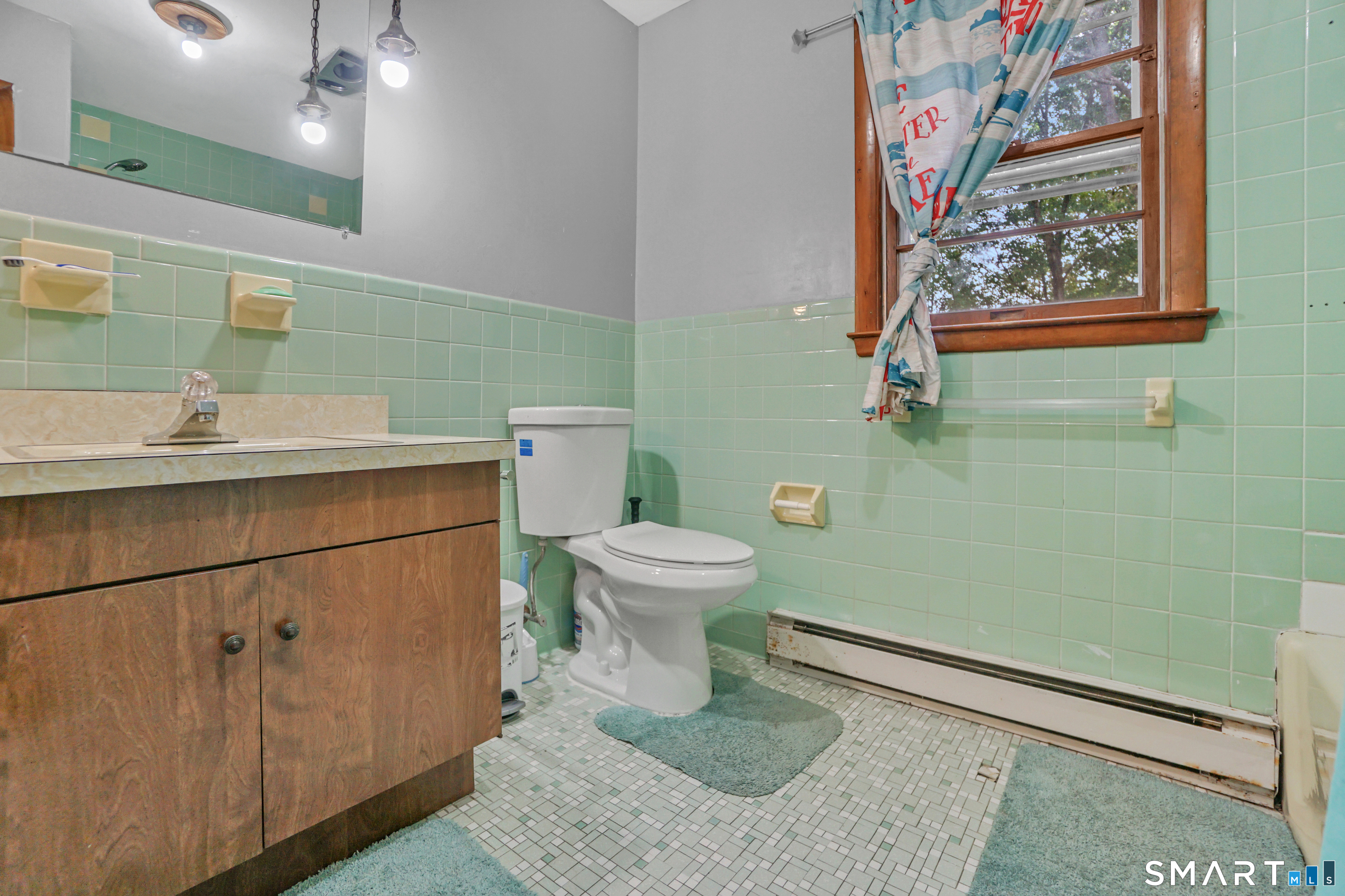 215 Hawkins Street Property Photo 18