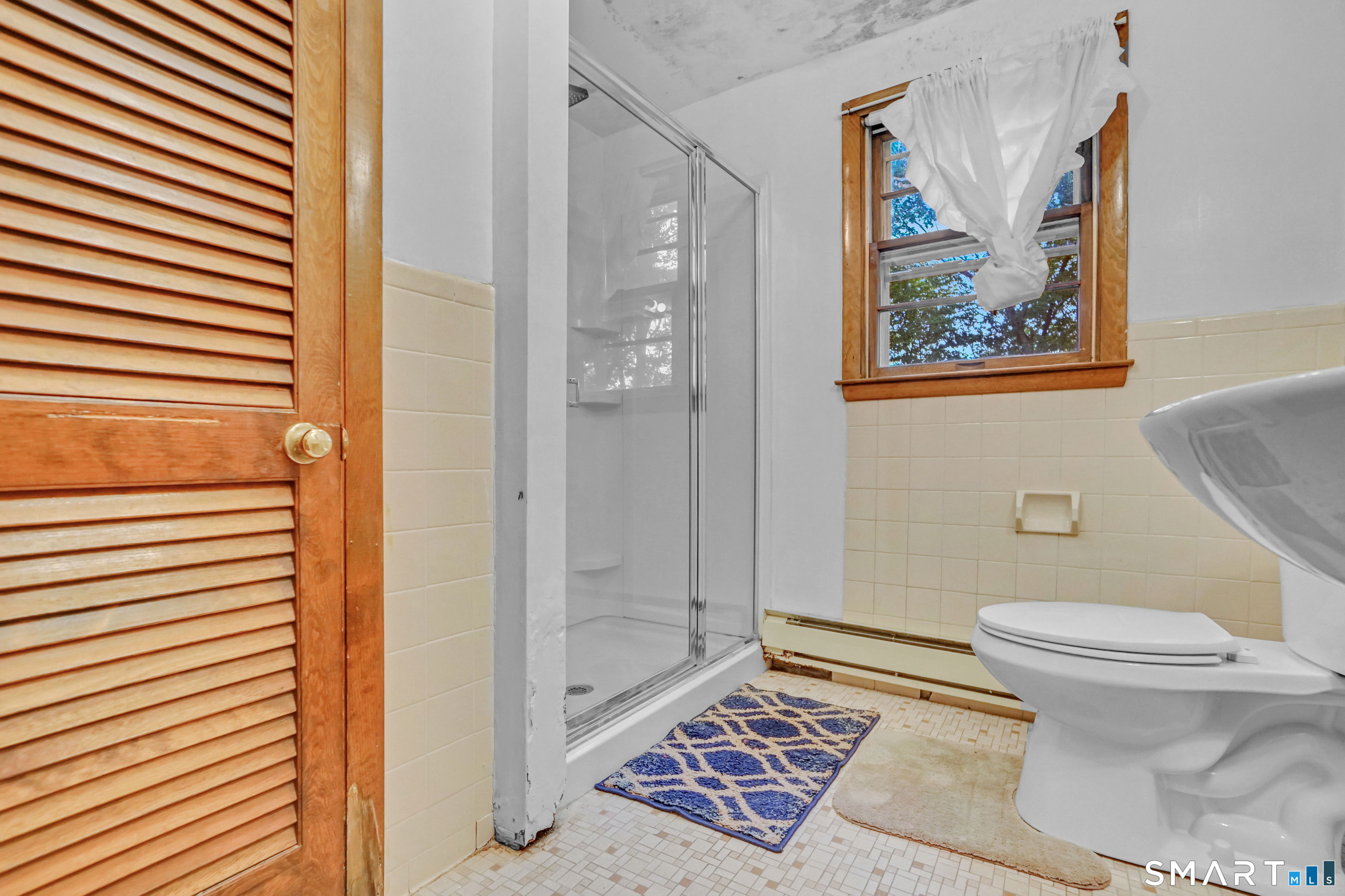 215 Hawkins Street Property Photo 30
