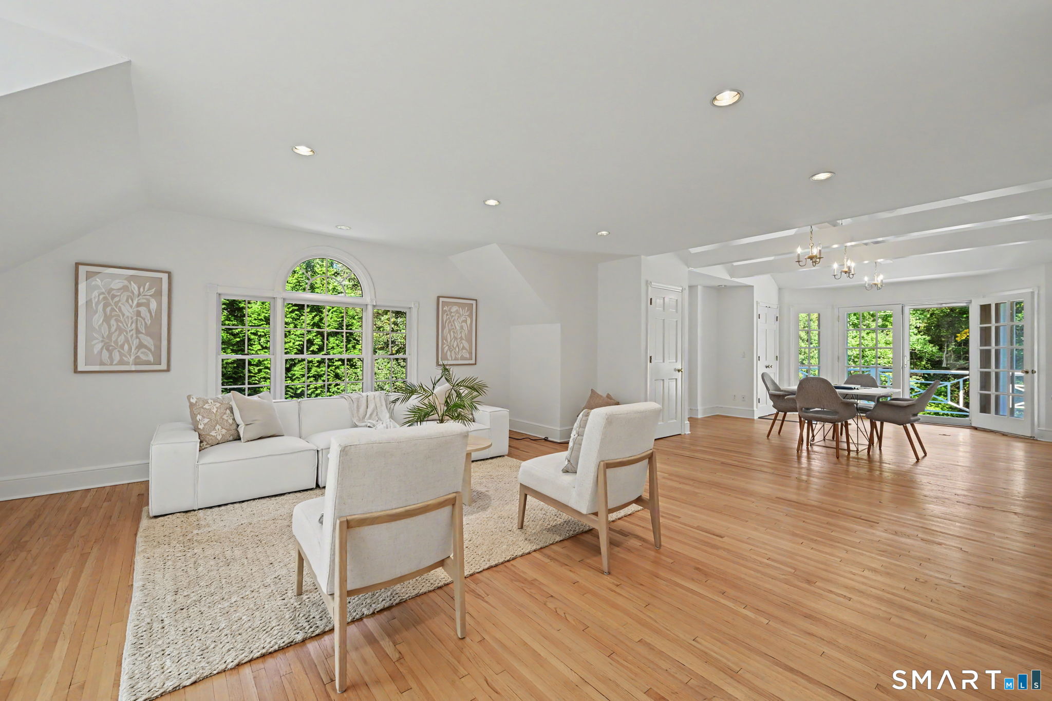 67 Hills West Road Property Photo 19