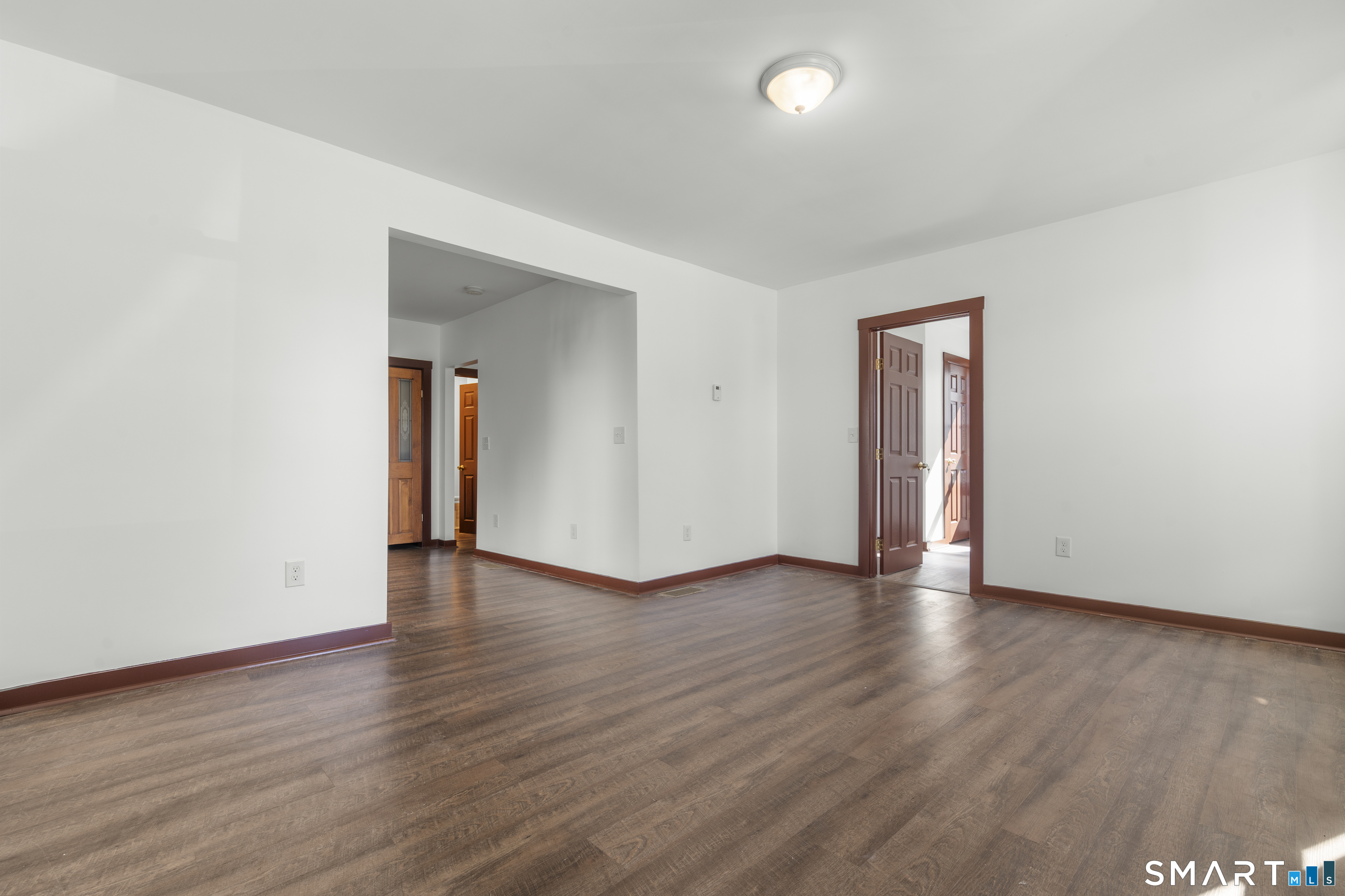 841 East 1st Flr Street Property Photo 5