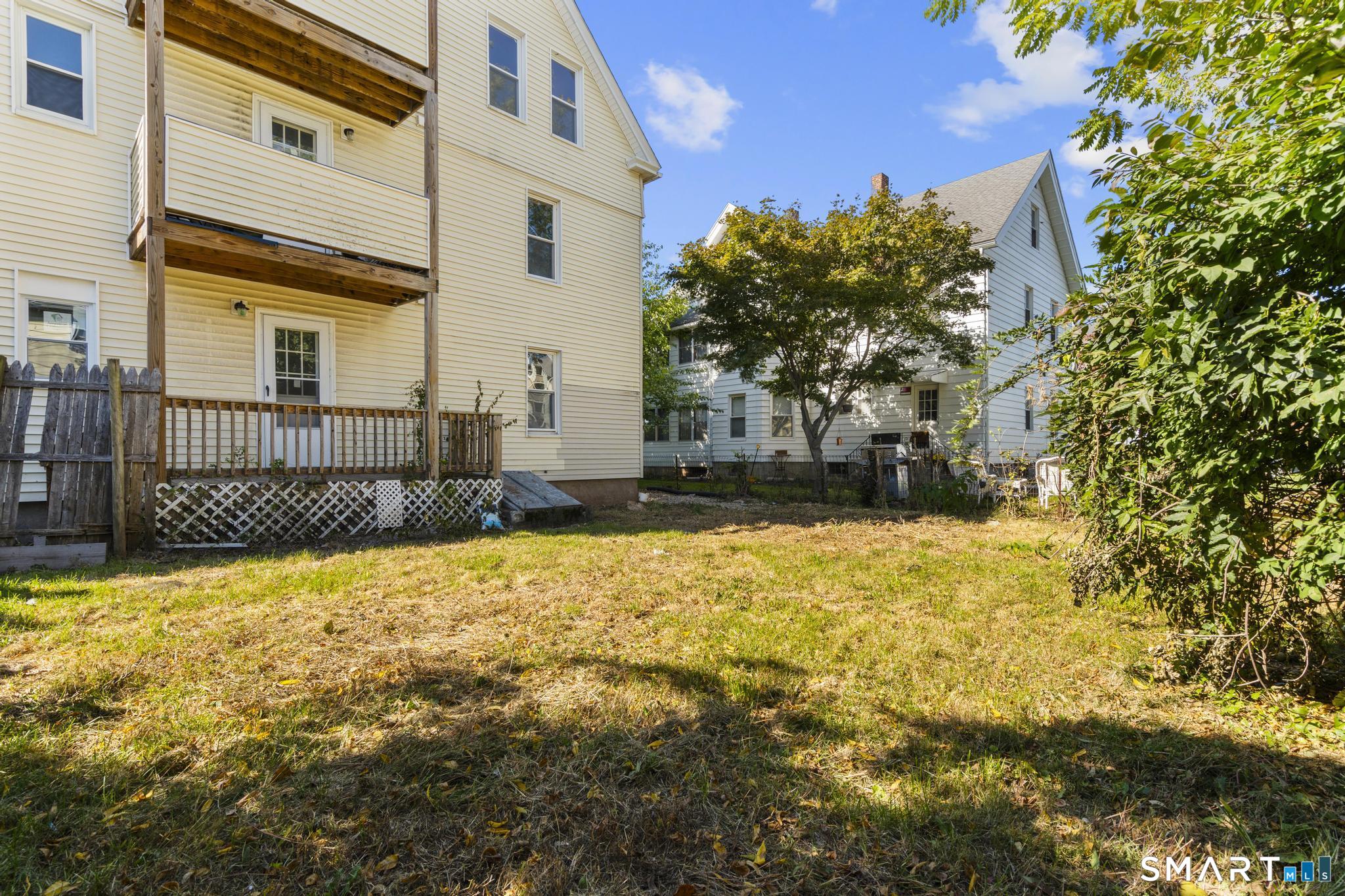 841 East 1st Flr Street Property Photo 24
