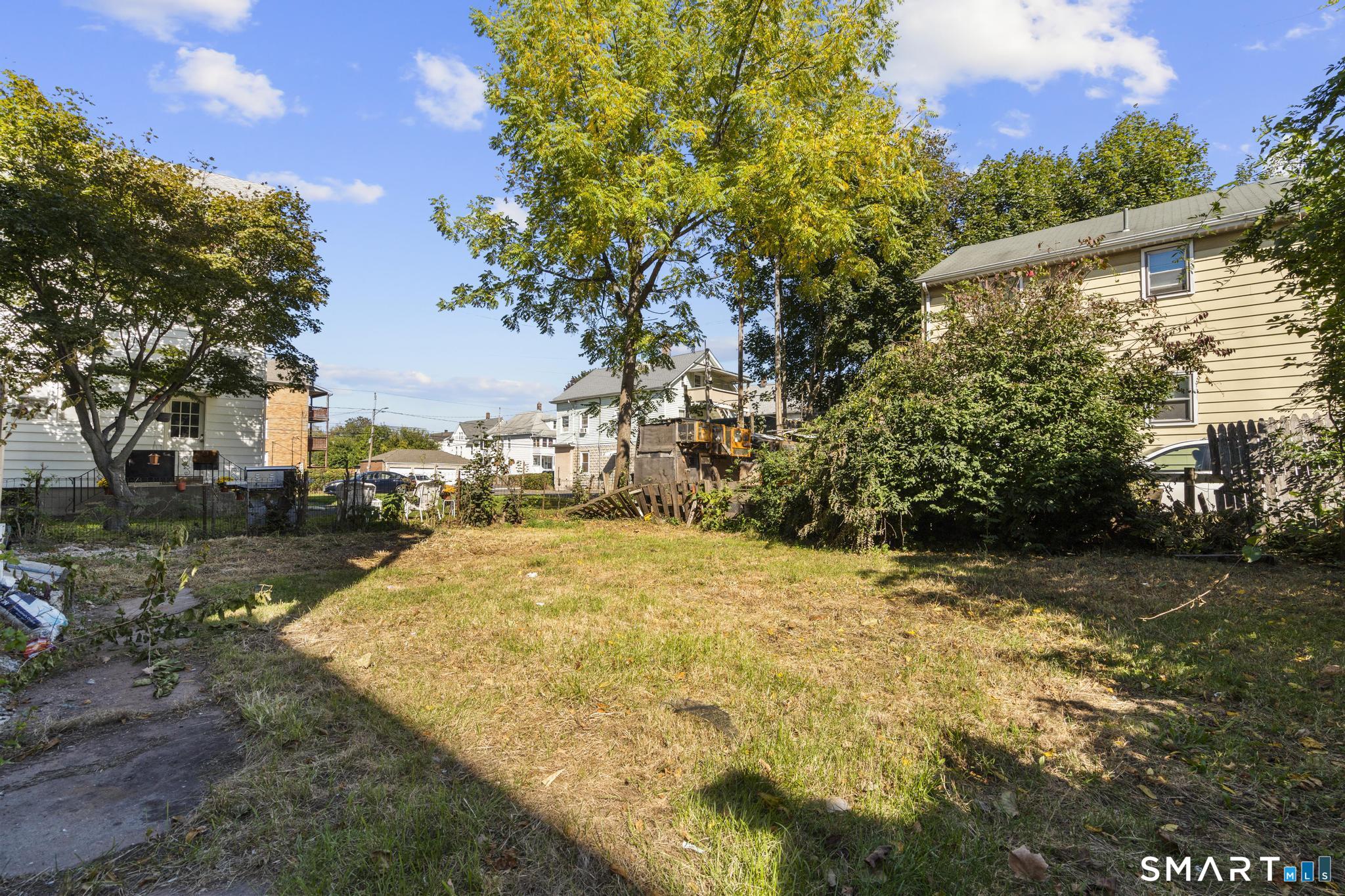 841 East 1st Flr Street Property Photo 25