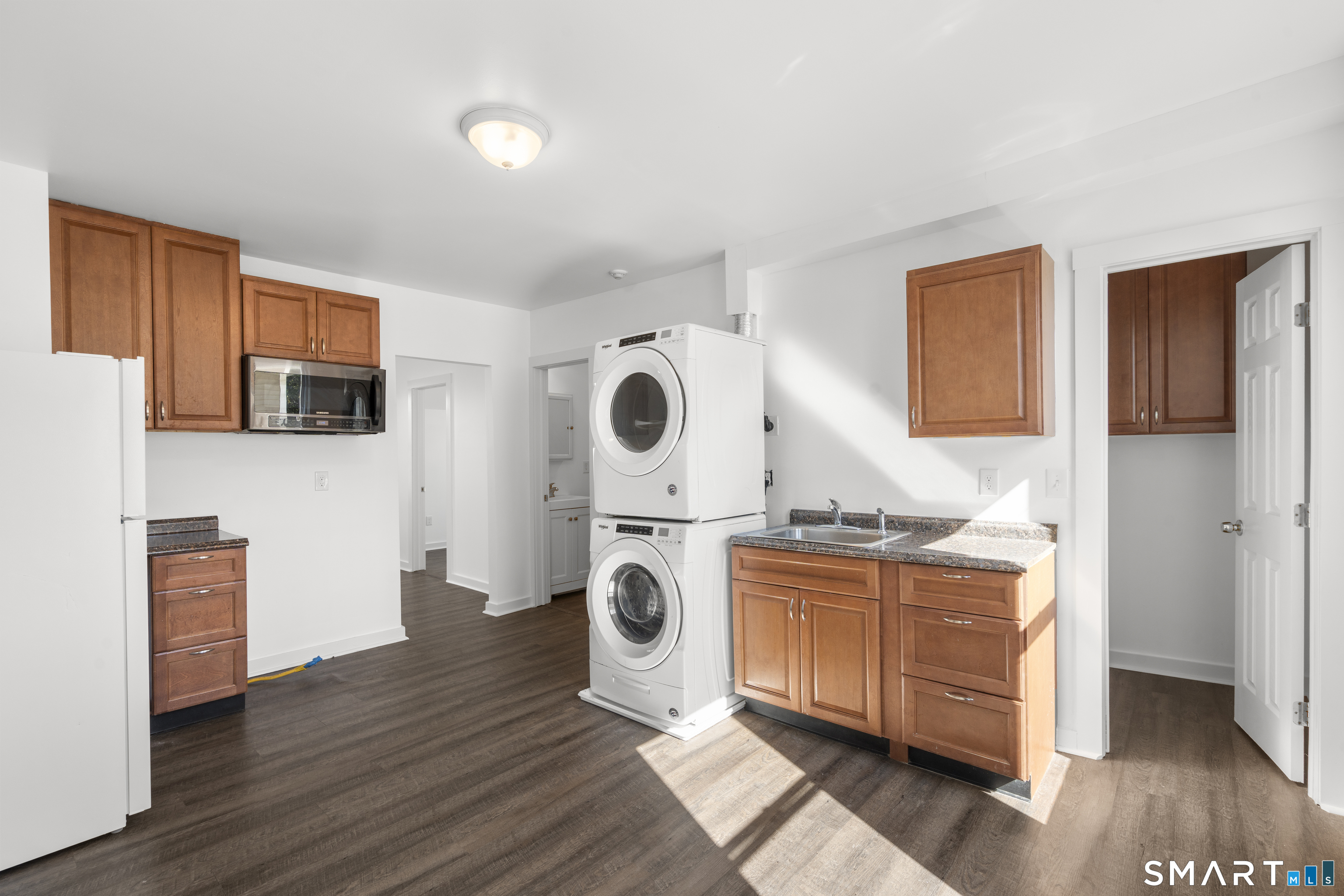 841 East 3rd Flr Street Property Photo 1