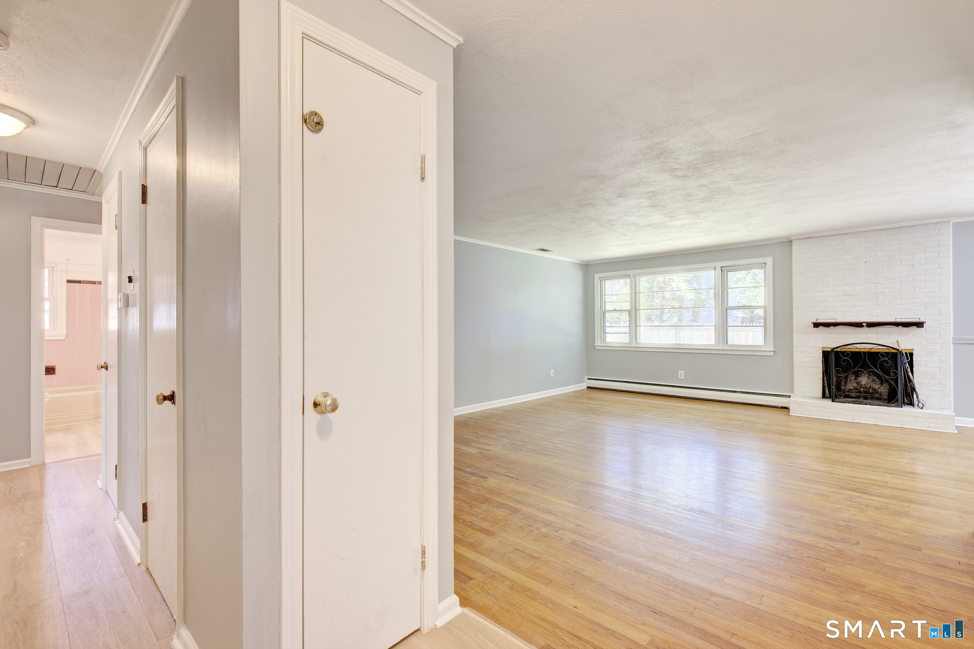 4 Northbrook Drive Property Photo 6