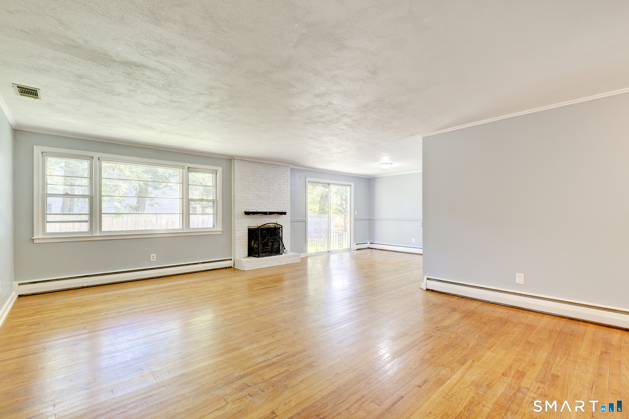 4 Northbrook Drive Property Photo 7