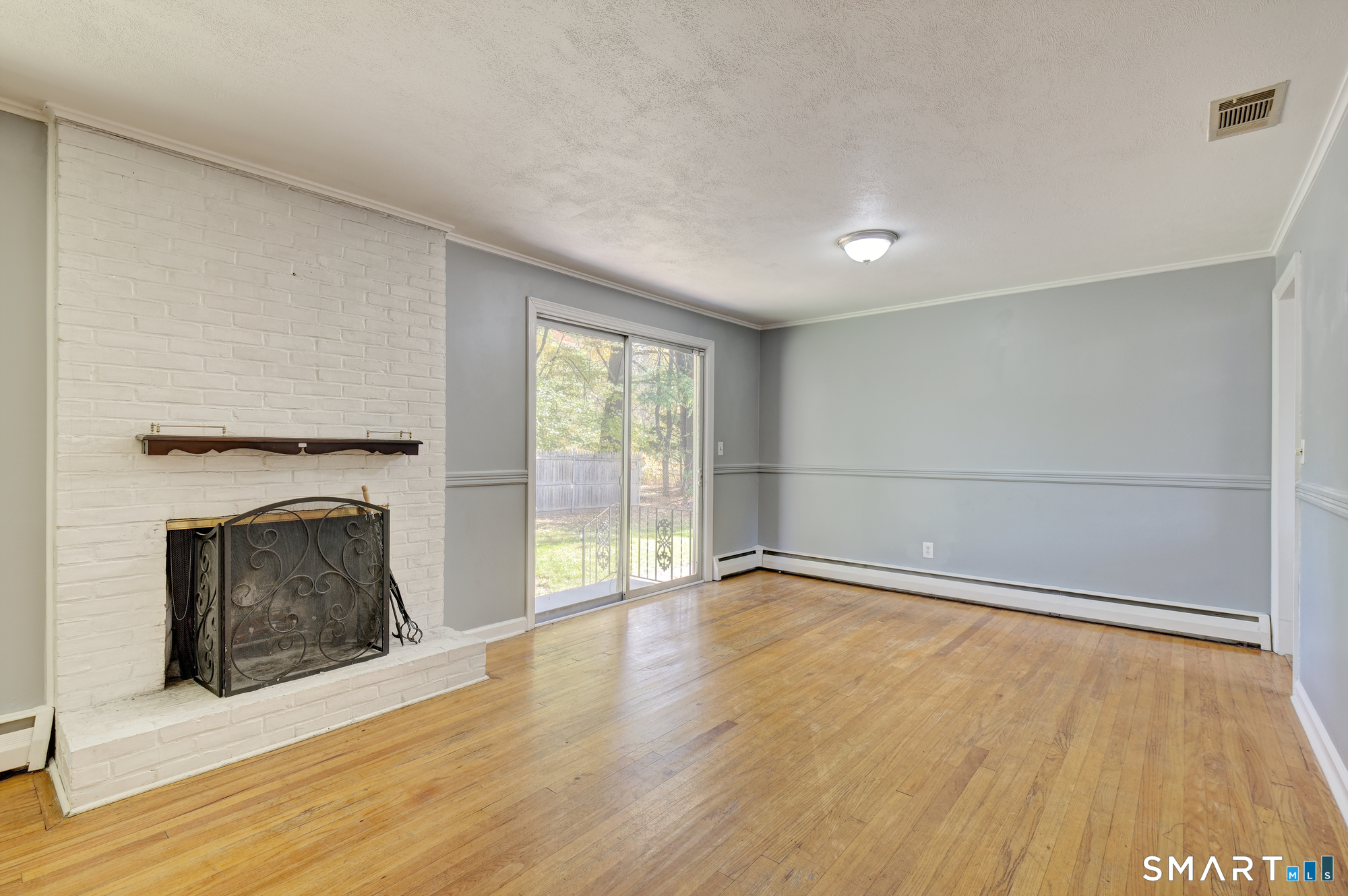 4 Northbrook Drive Property Photo 9