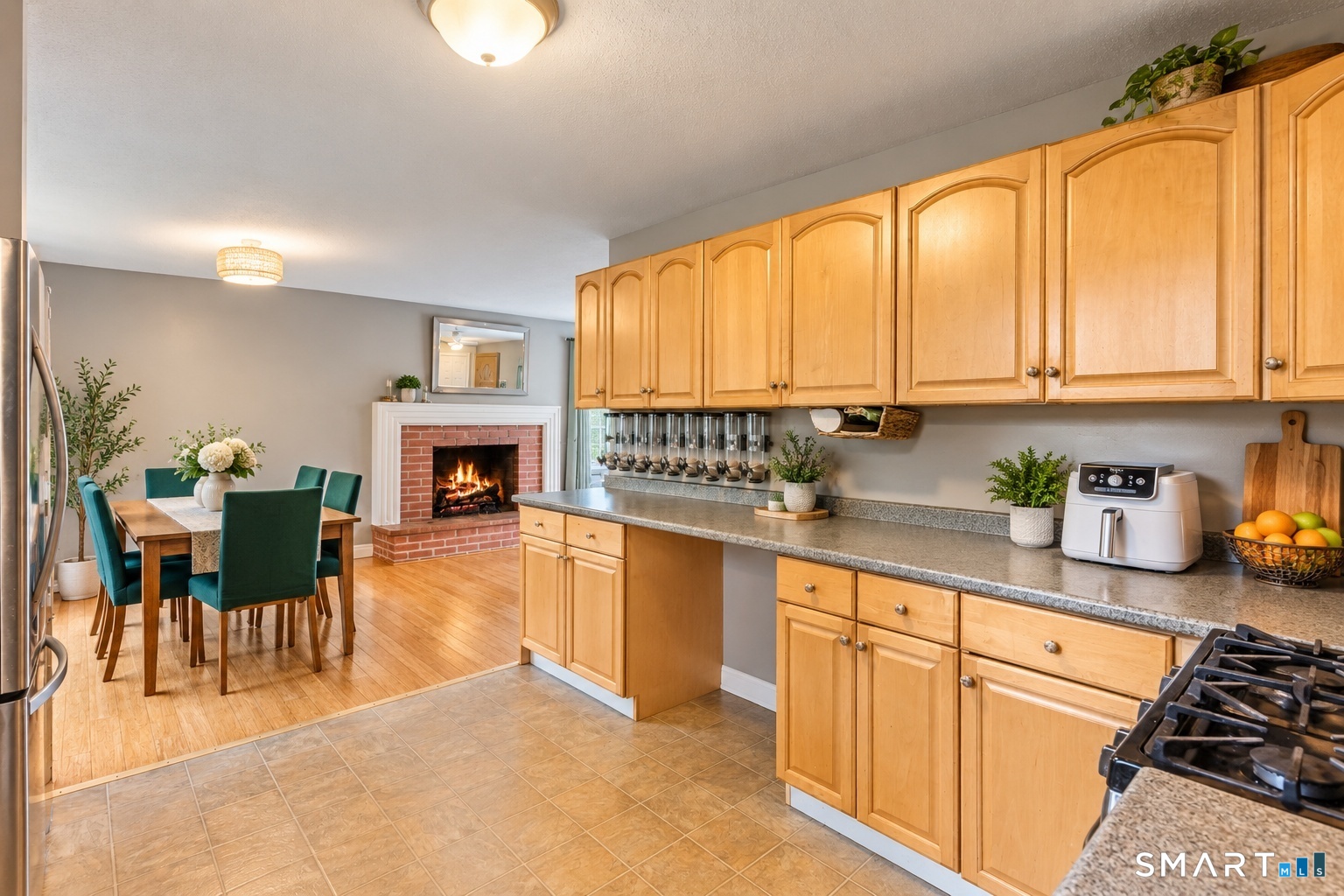 16 Bird Road Property Photo 8