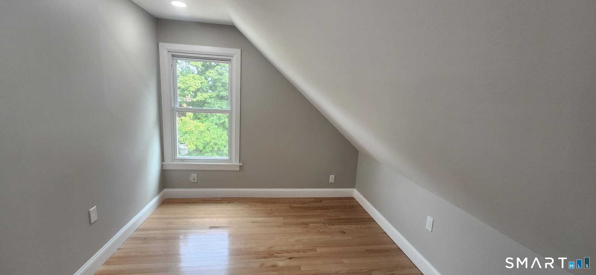 413 Winthrop Avenue Property Photo 2