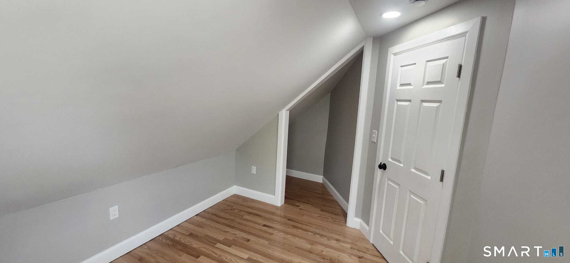 413 Winthrop Avenue Property Photo 3