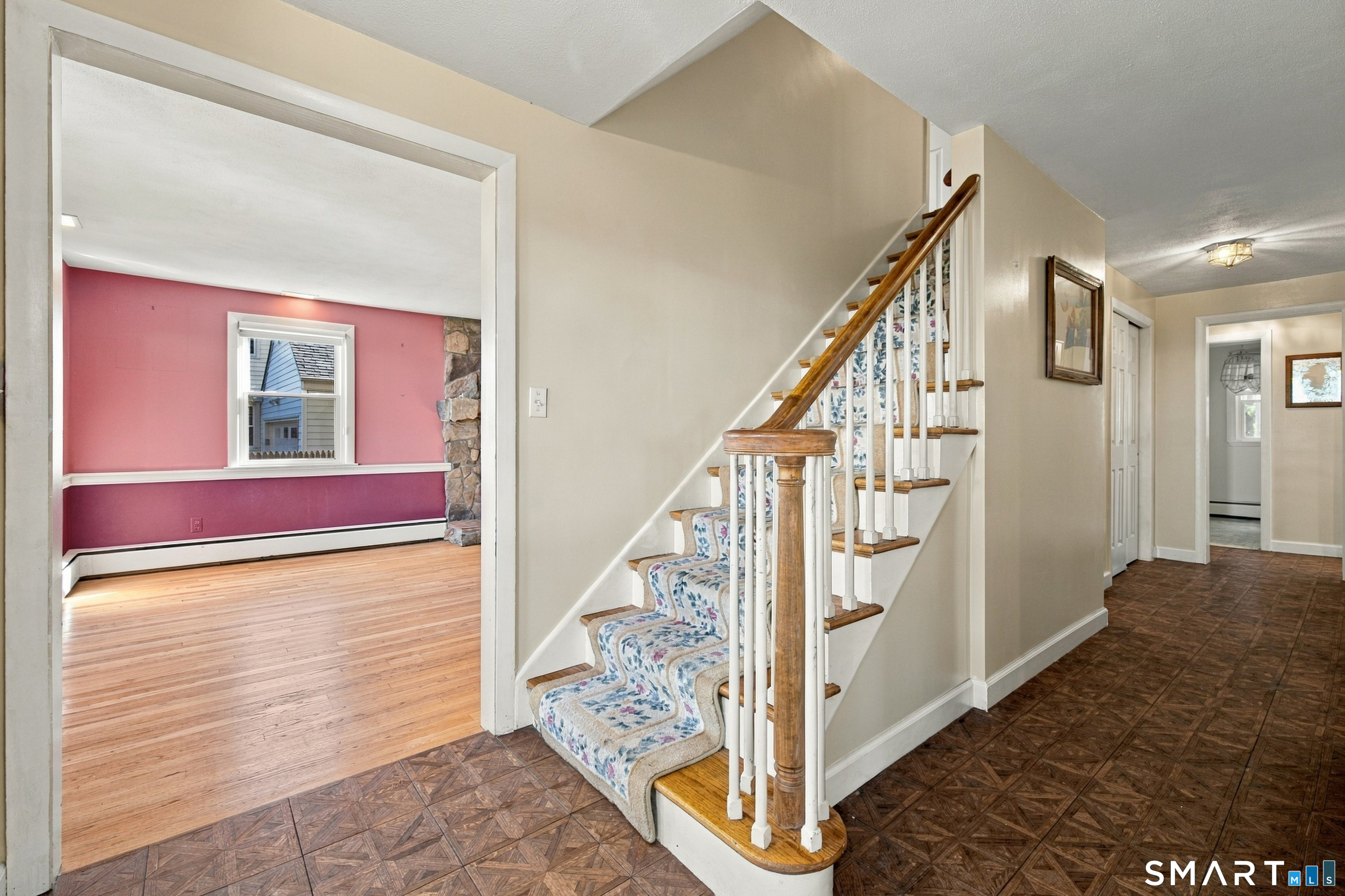24 Stoneham Drive Property Photo 3