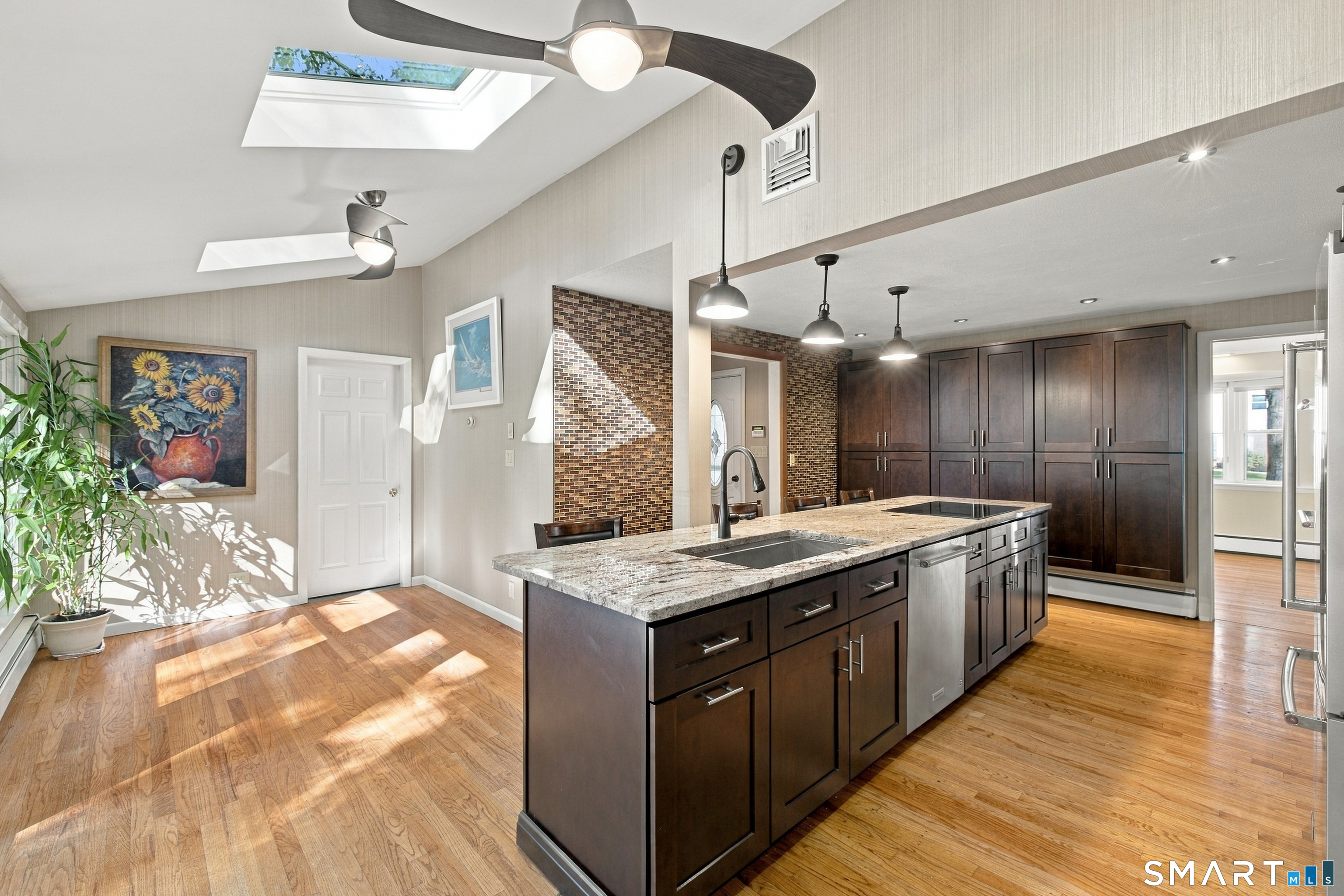 24 Stoneham Drive Property Photo 6
