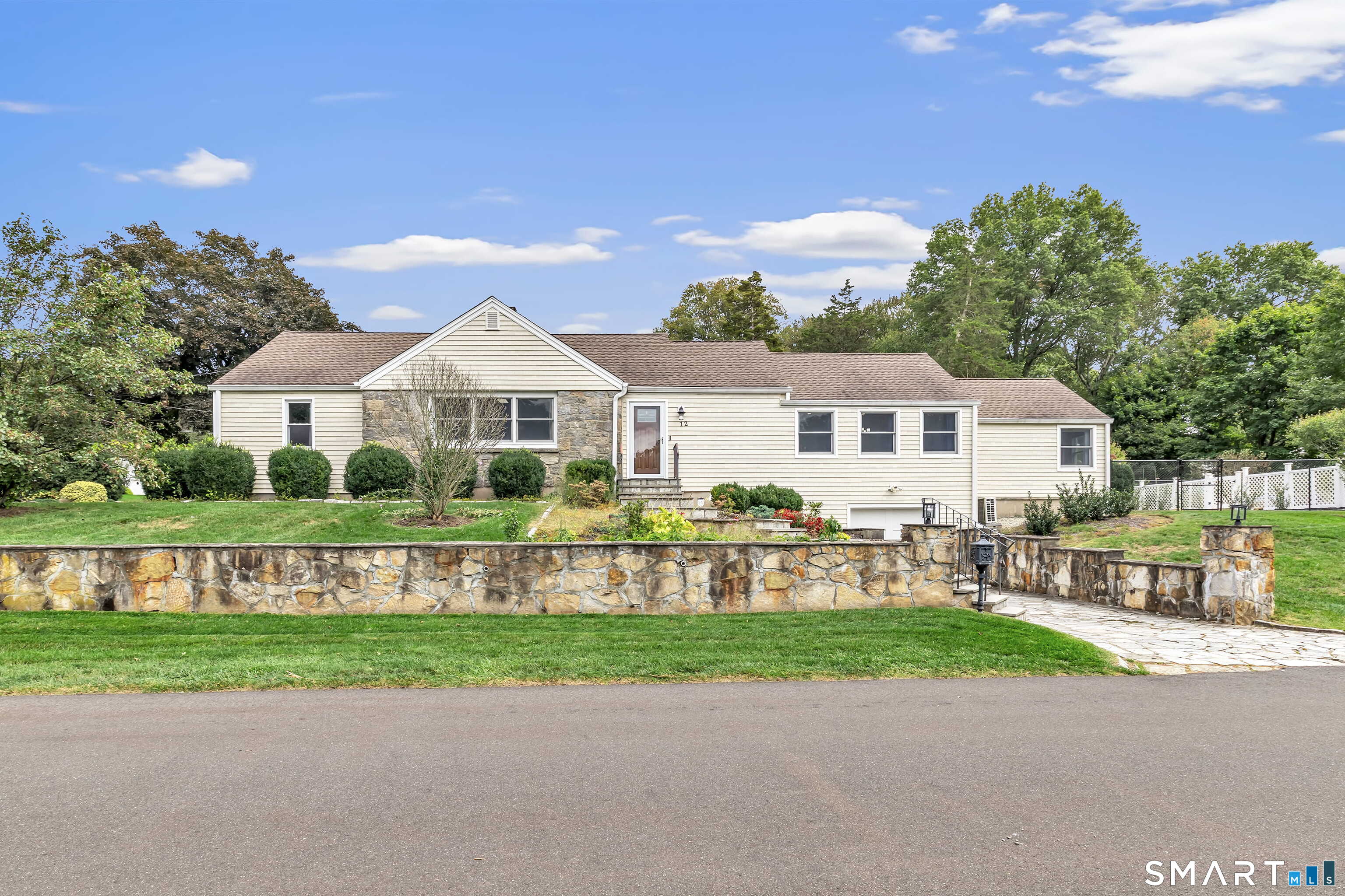 12 Plumb Road Property Photo 1