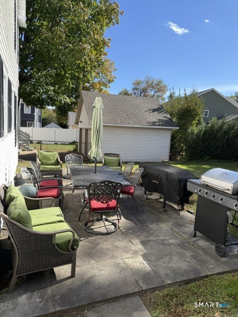 301 Spruce Street Property Photo 4