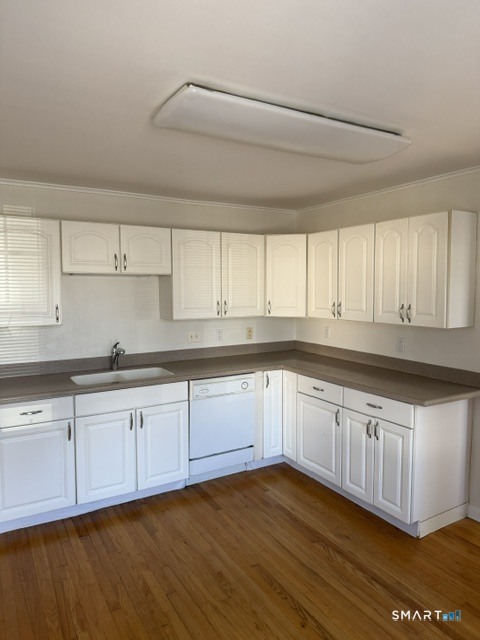 301 Spruce Street Property Photo 8
