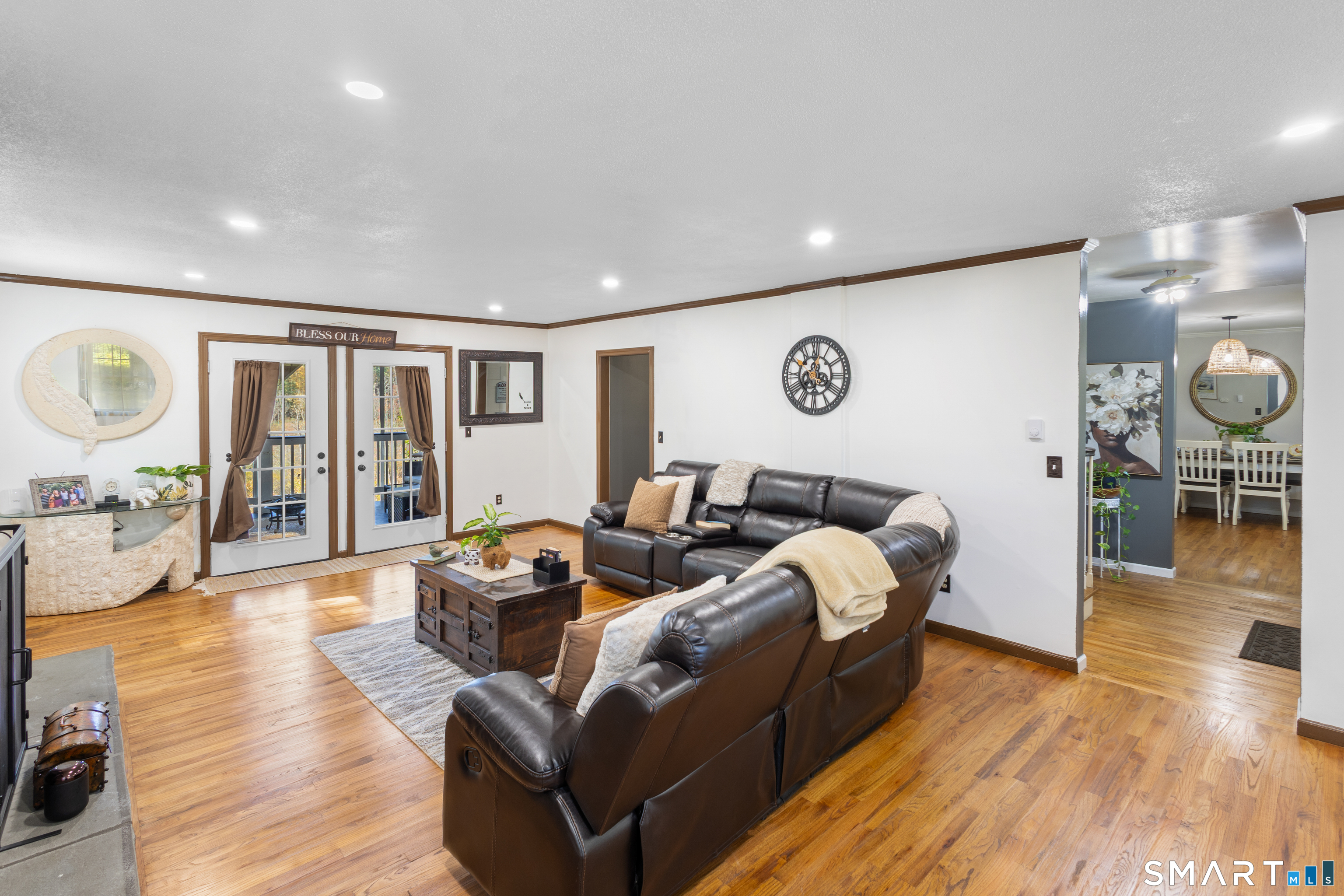 67 Flanders Road Property Photo 9