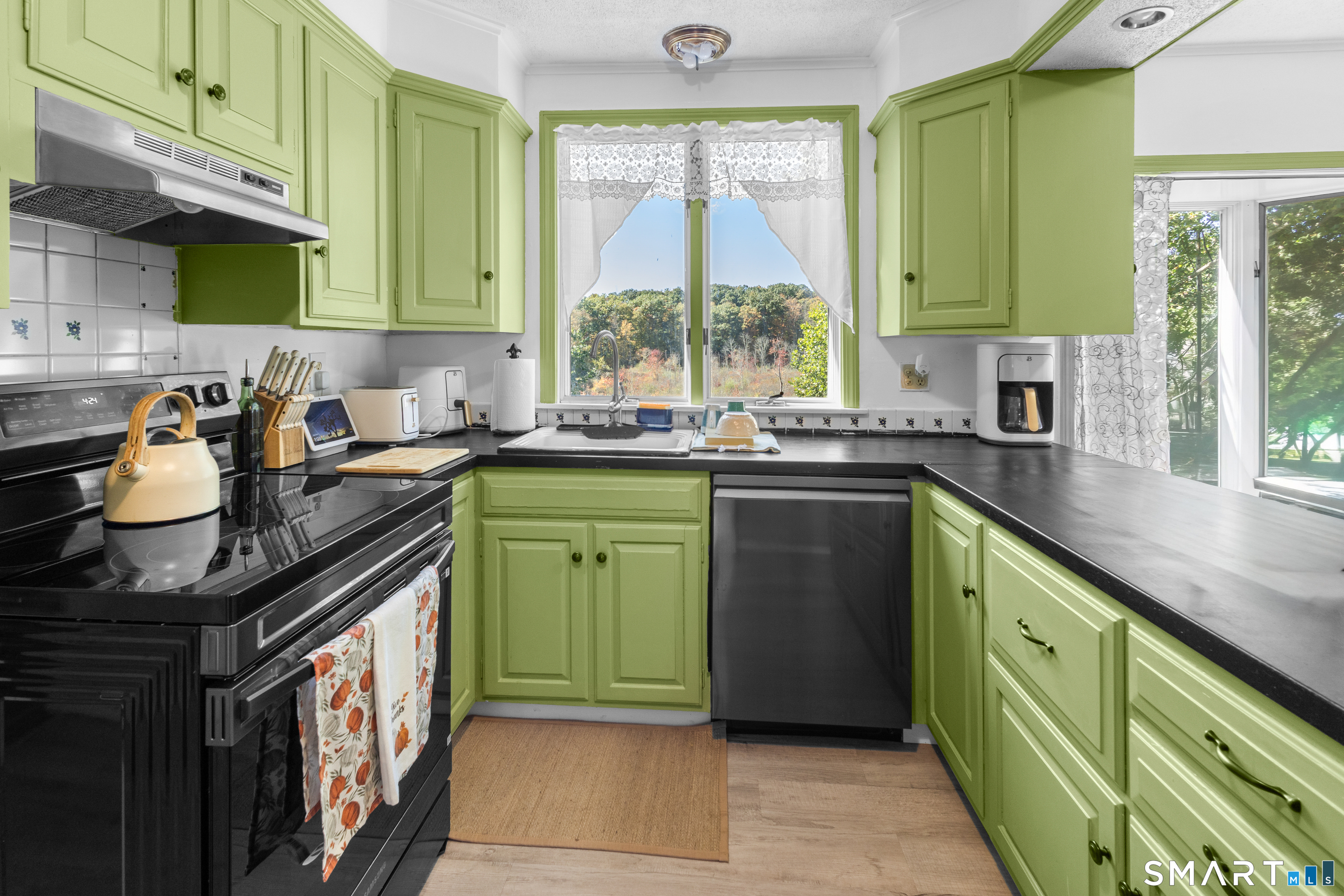 67 Flanders Road Property Photo 14